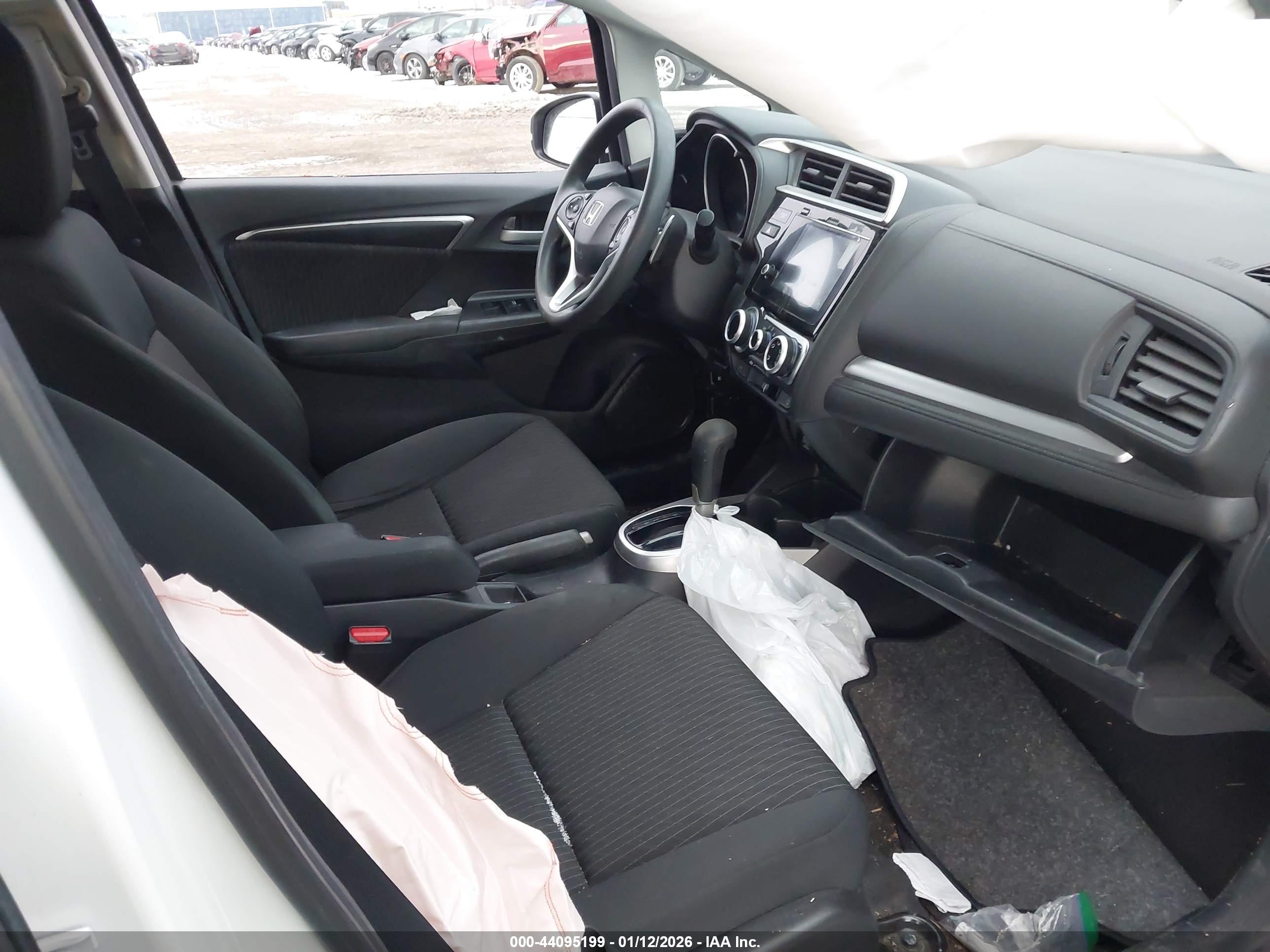 HONDA FIT image 5
