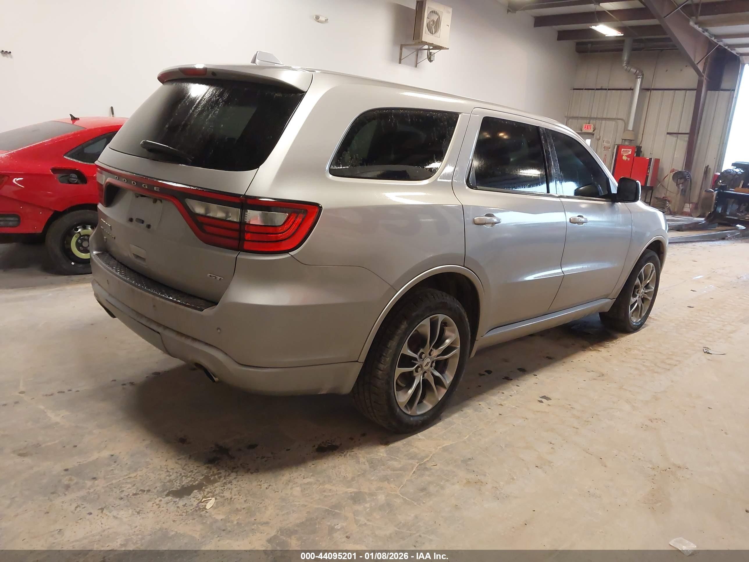 DODGE DURANGO image 4