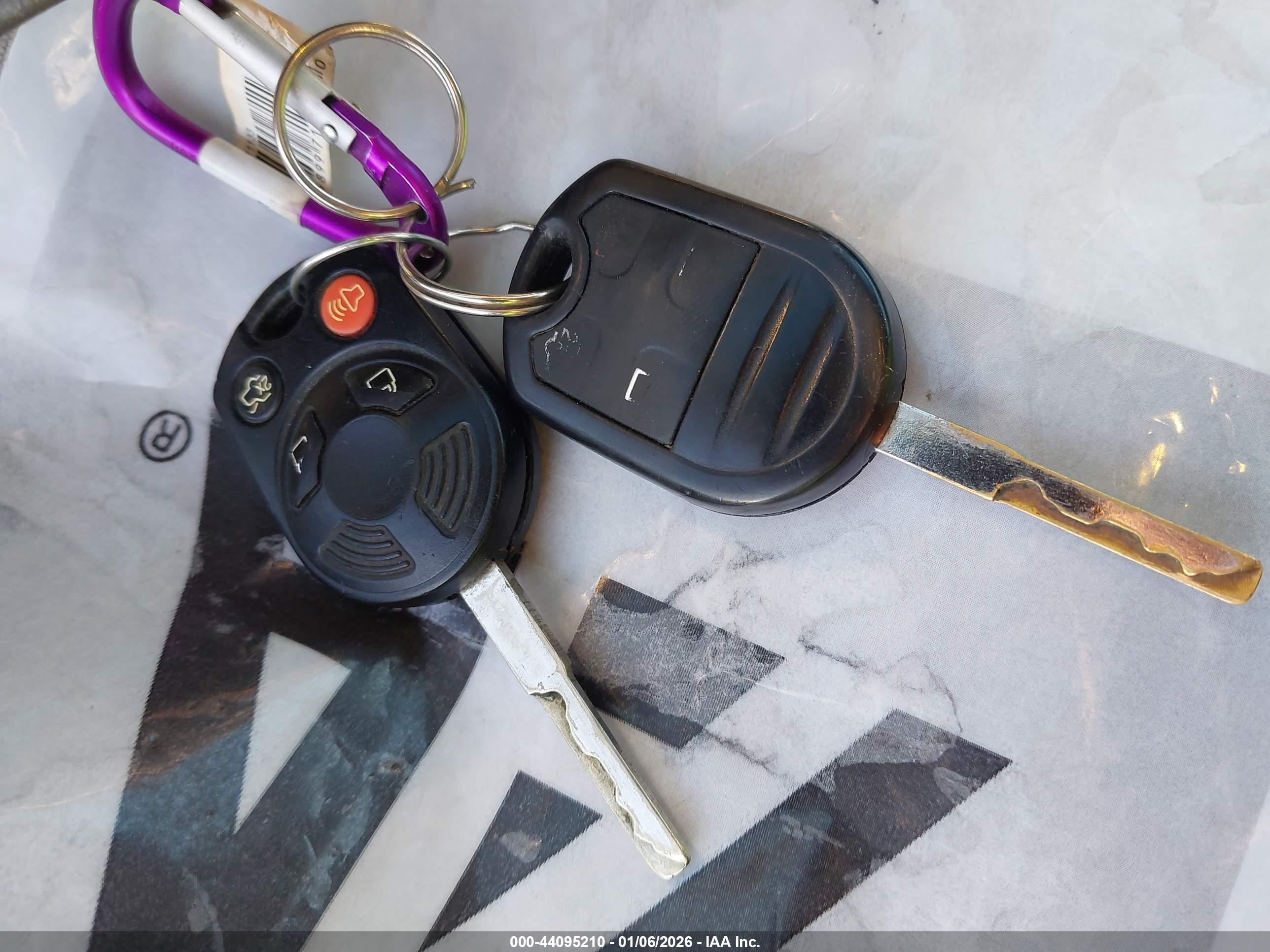 FORD ESCAPE image 11