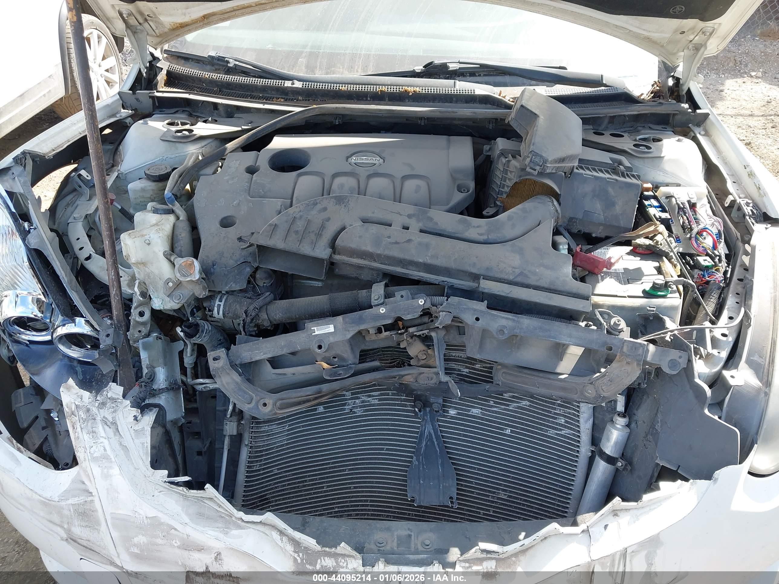 NISSAN ALTIMA image 10