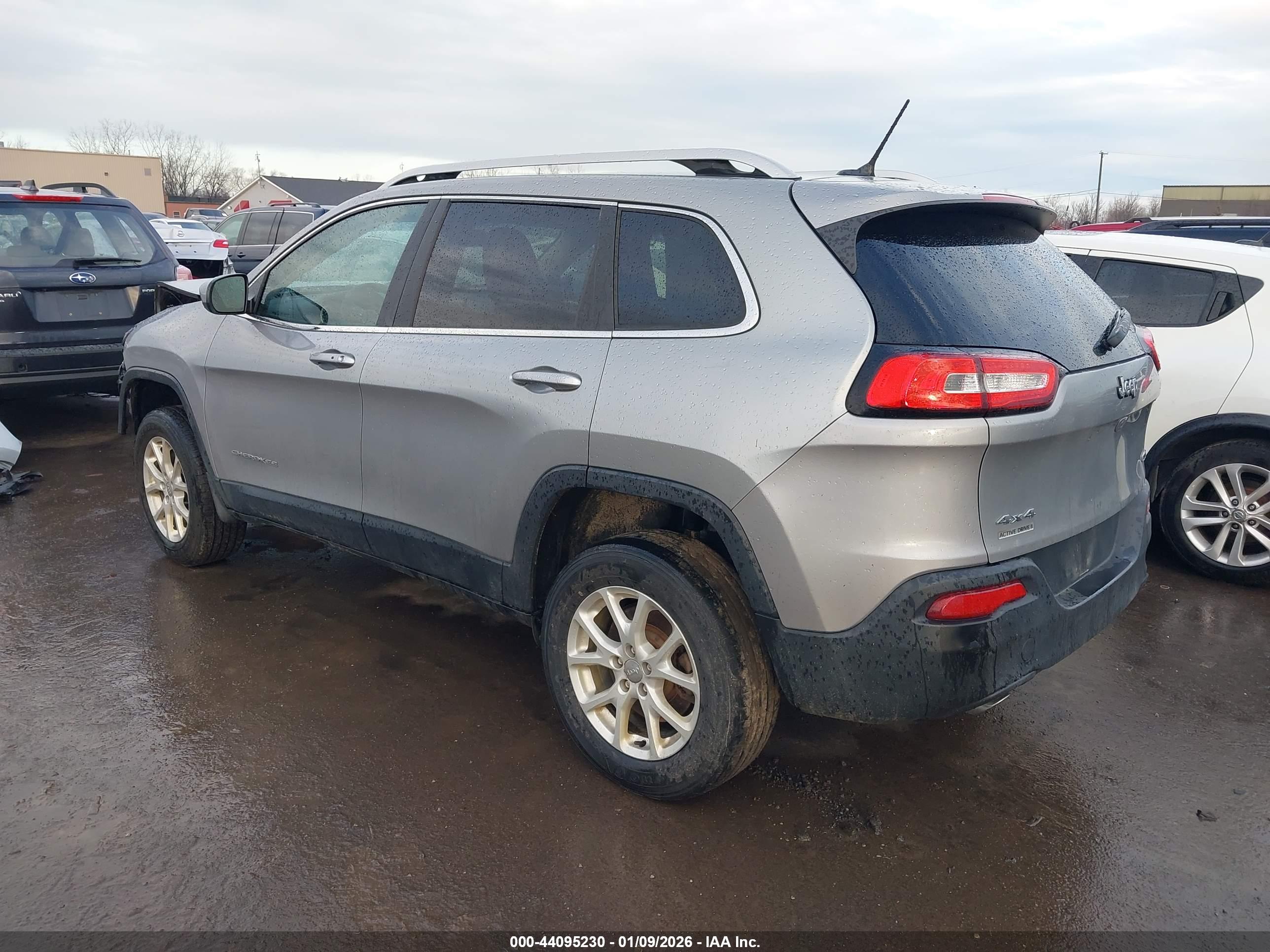 JEEP CHEROKEE image 3
