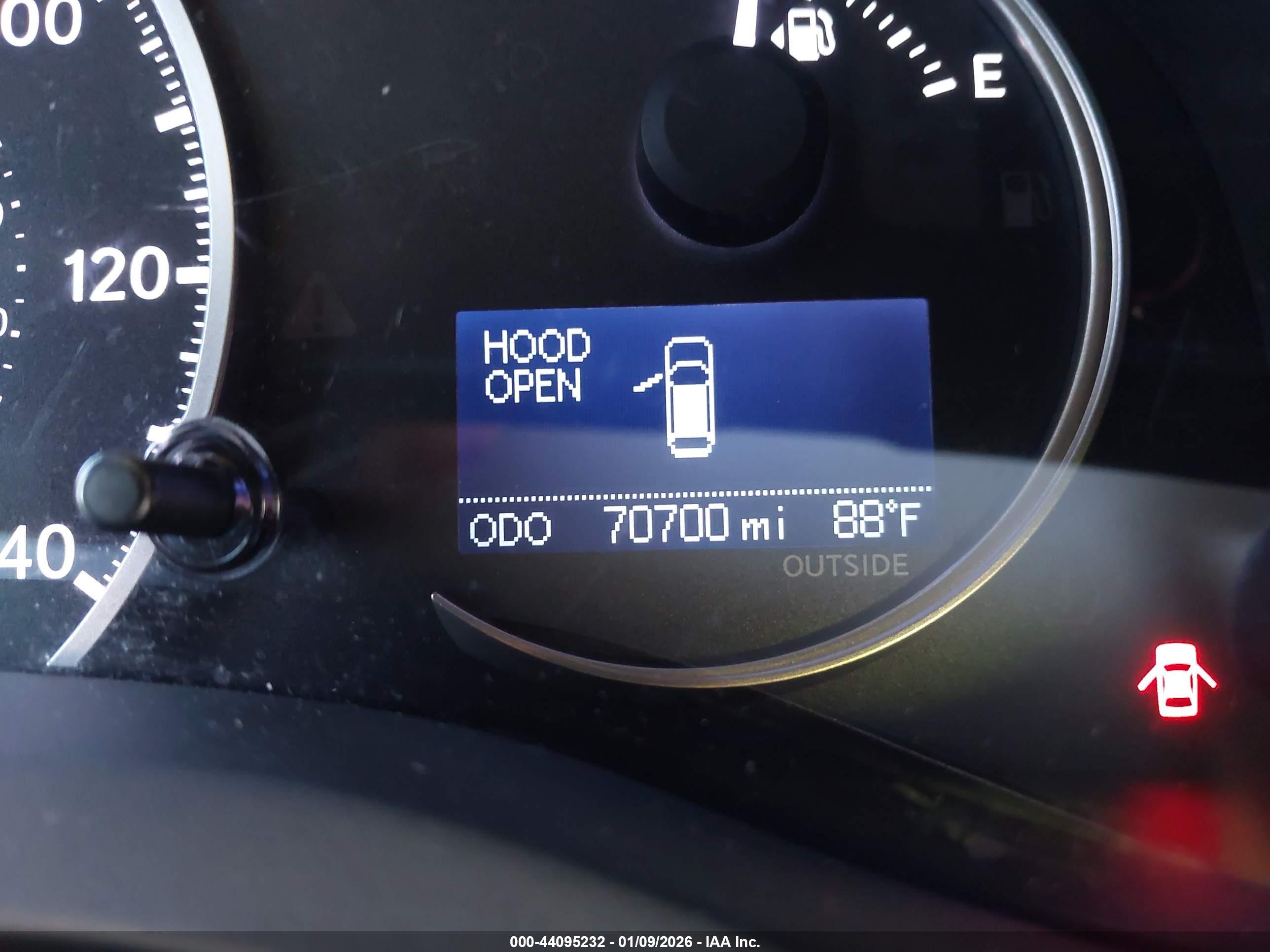 LEXUS CT image 7