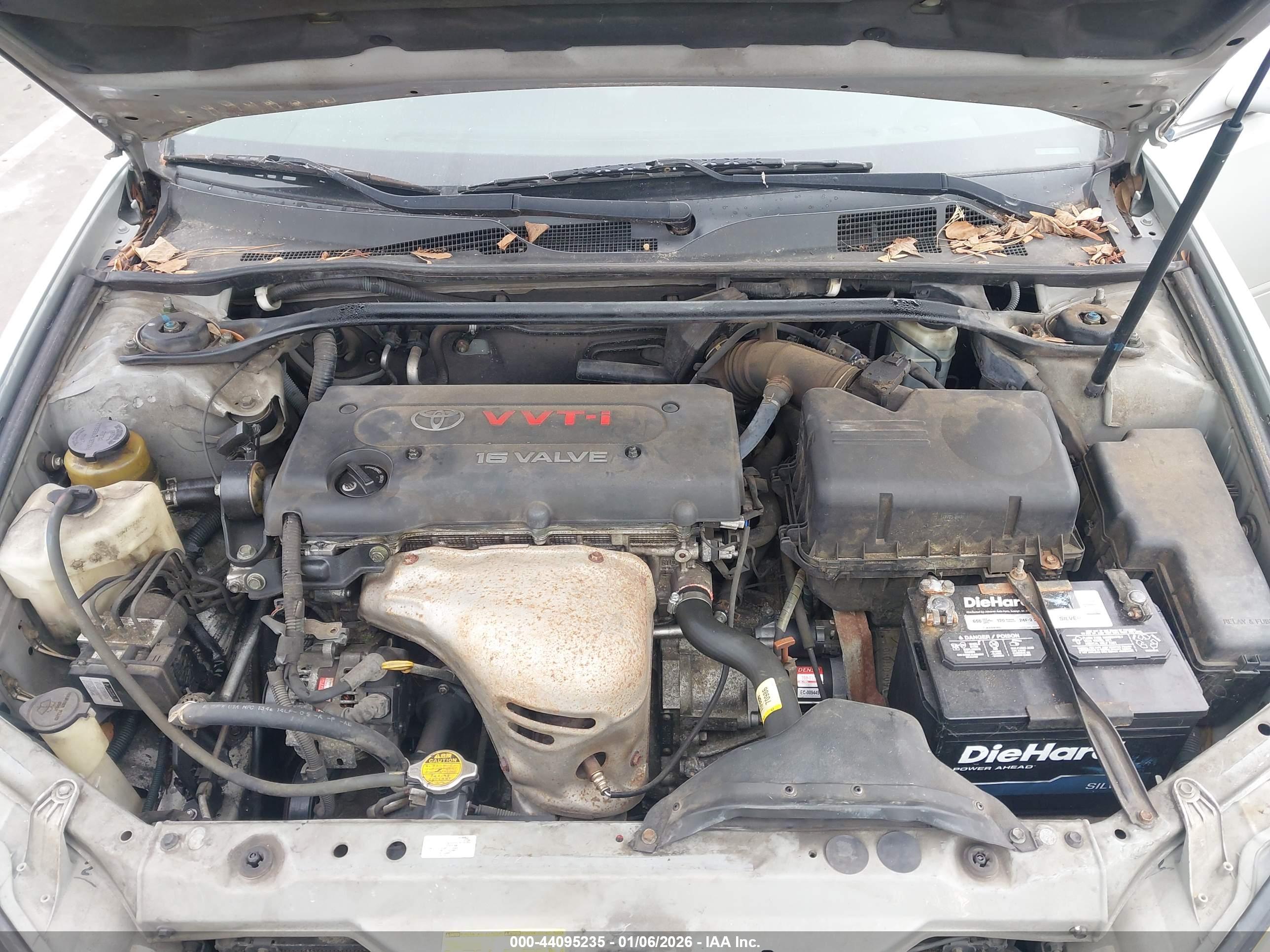 TOYOTA CAMRY image 10