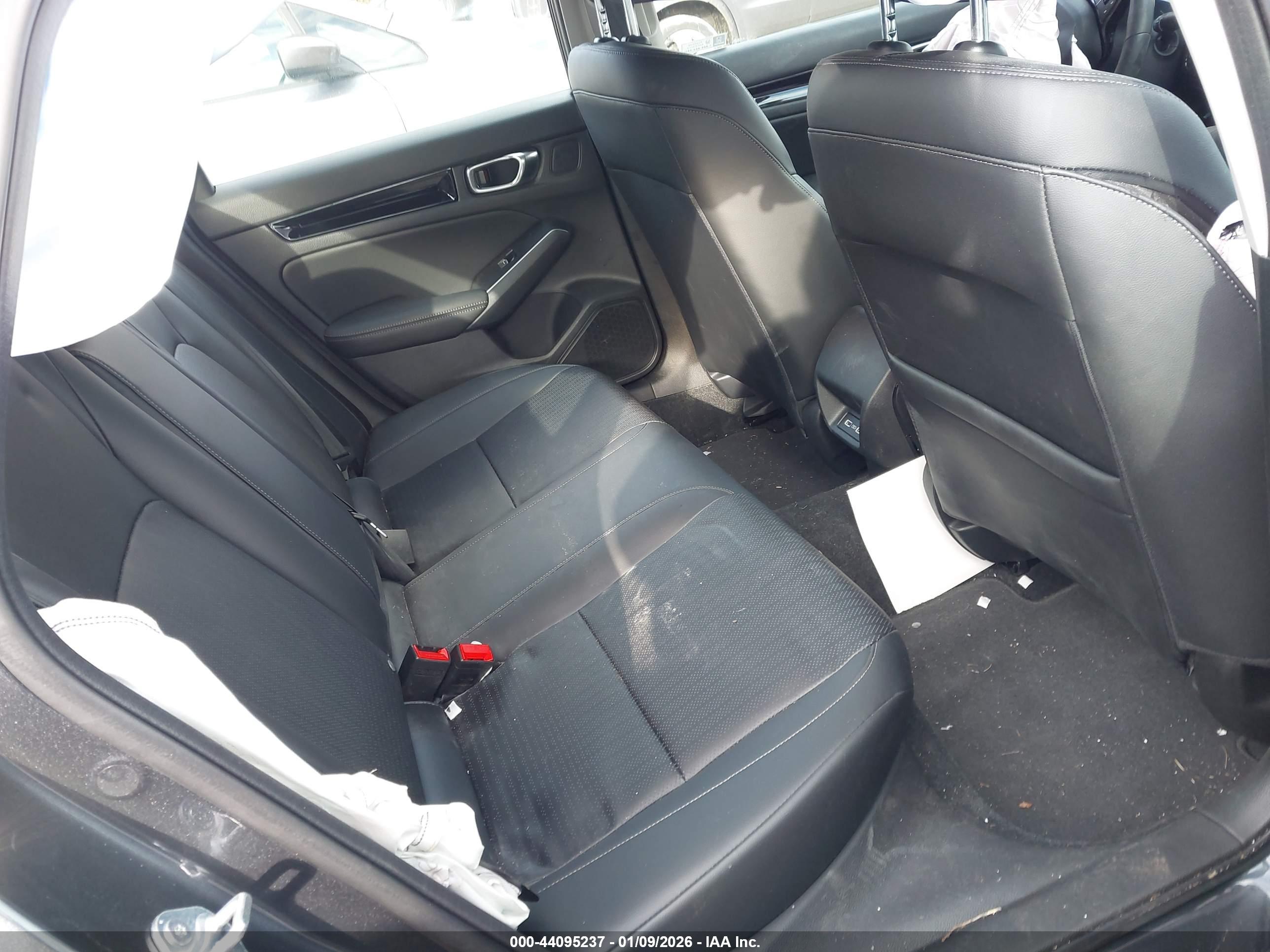 HONDA CIVIC image 8