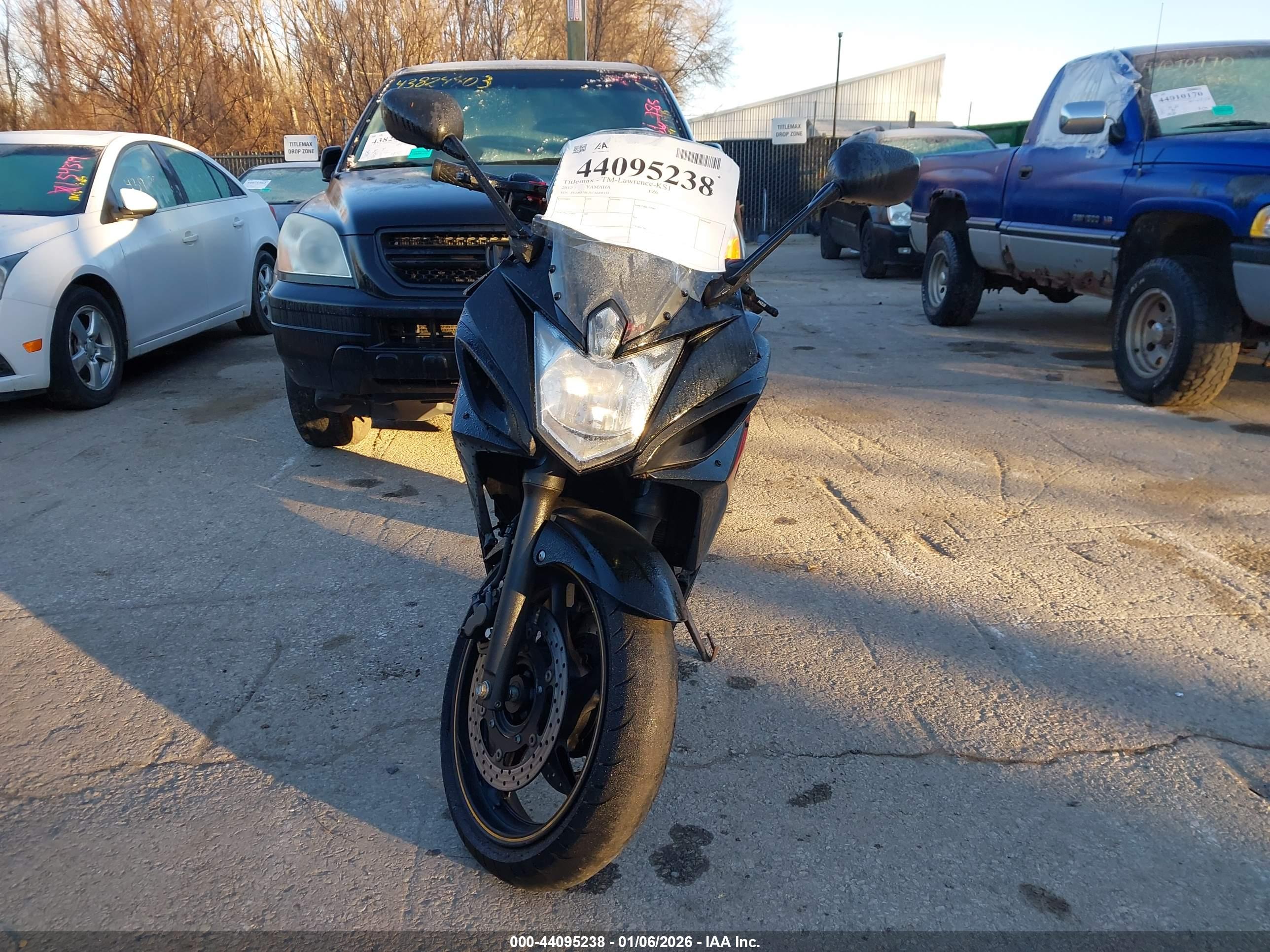 YAMAHA FZ6 image 5