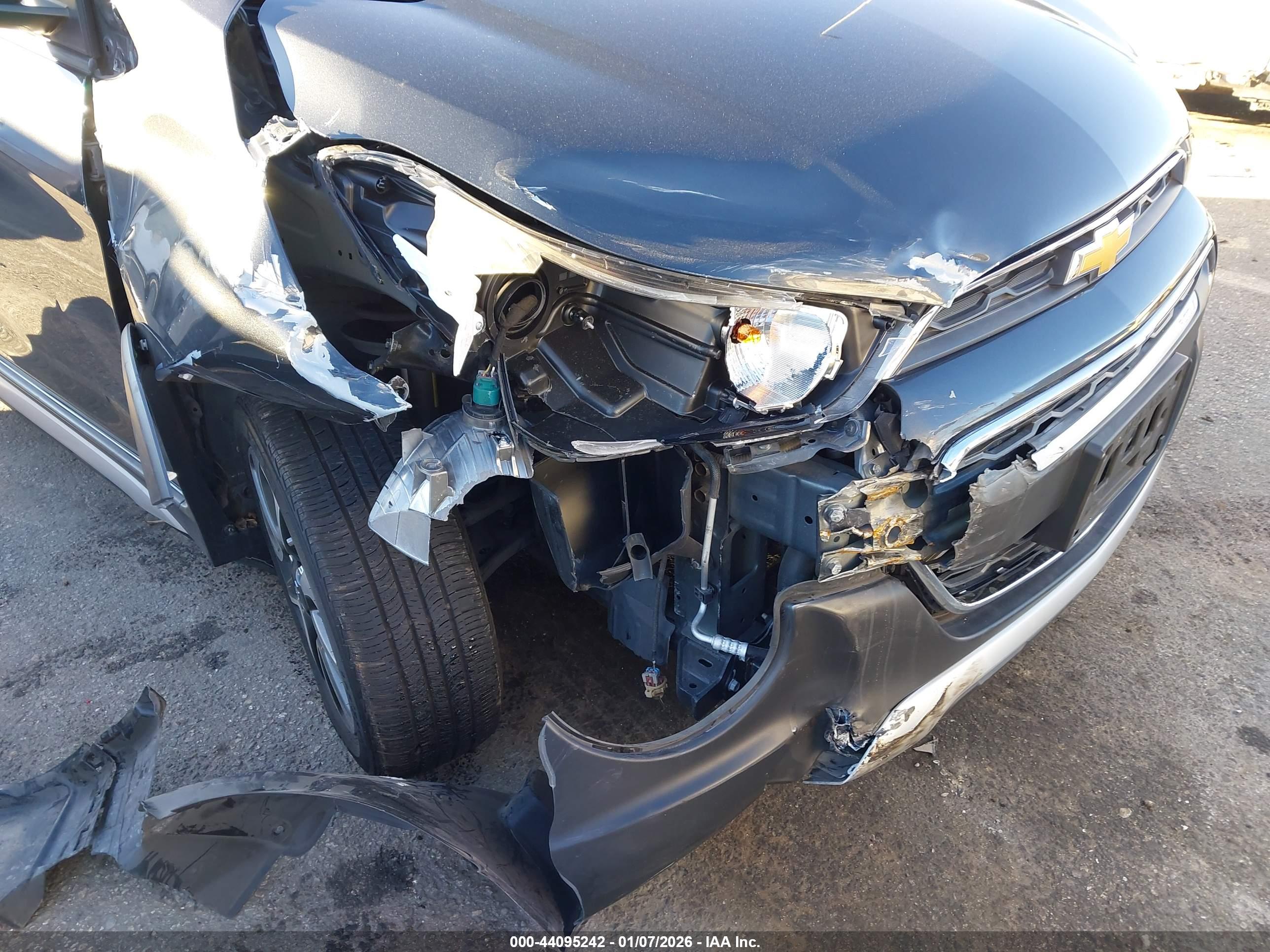 CHEVROLET SPARK image 6