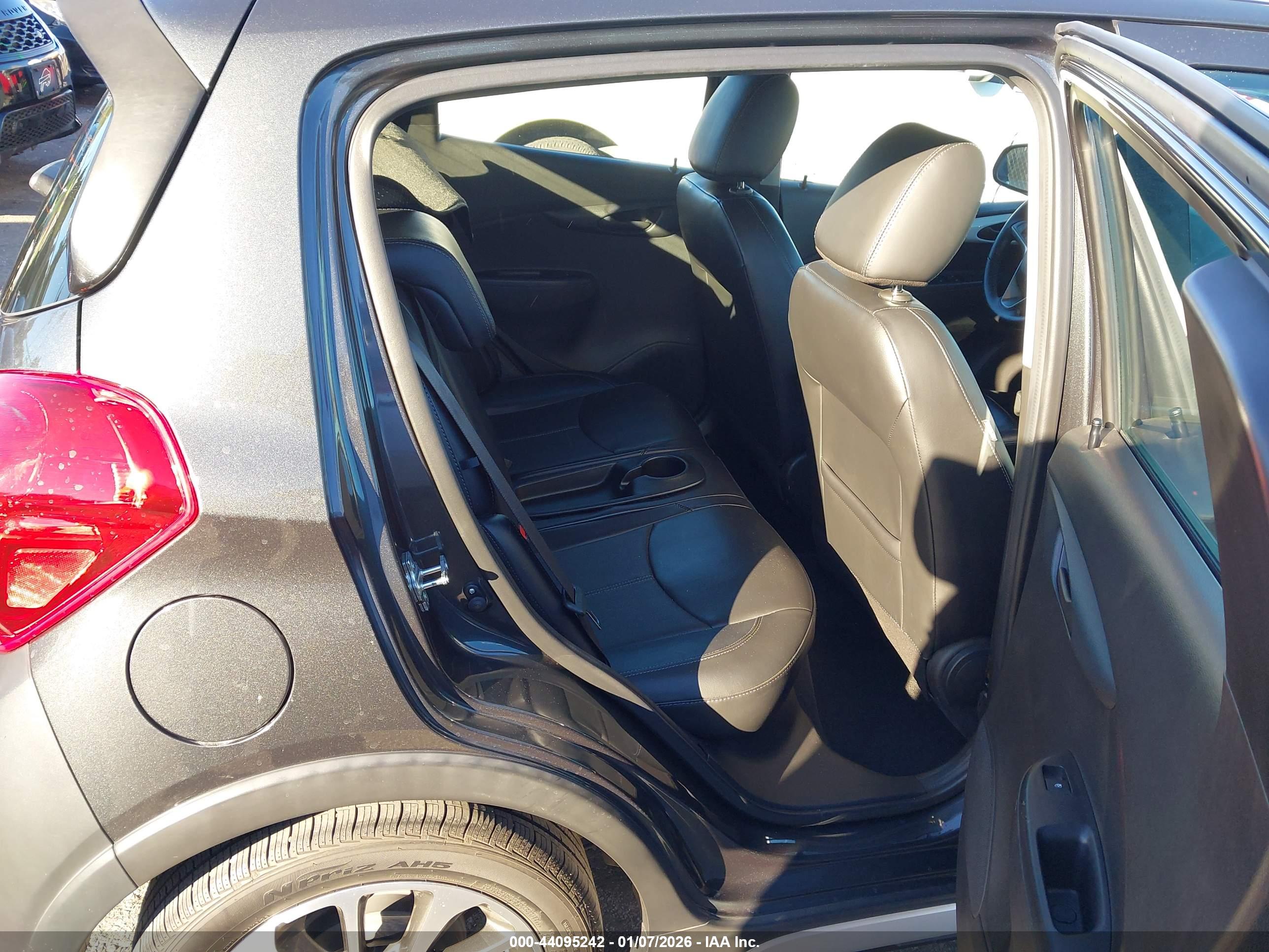 CHEVROLET SPARK image 8
