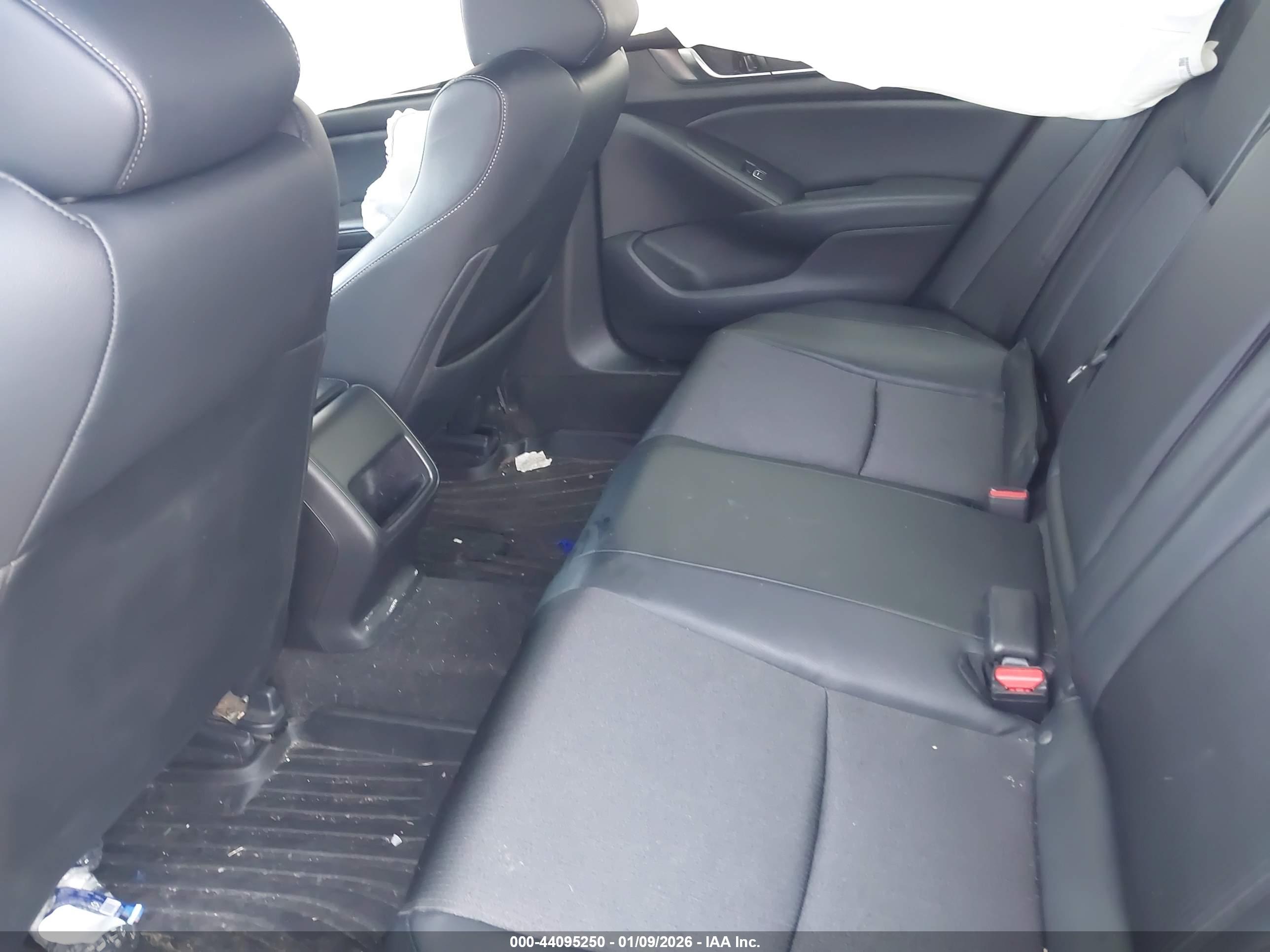 HONDA ACCORD image 8