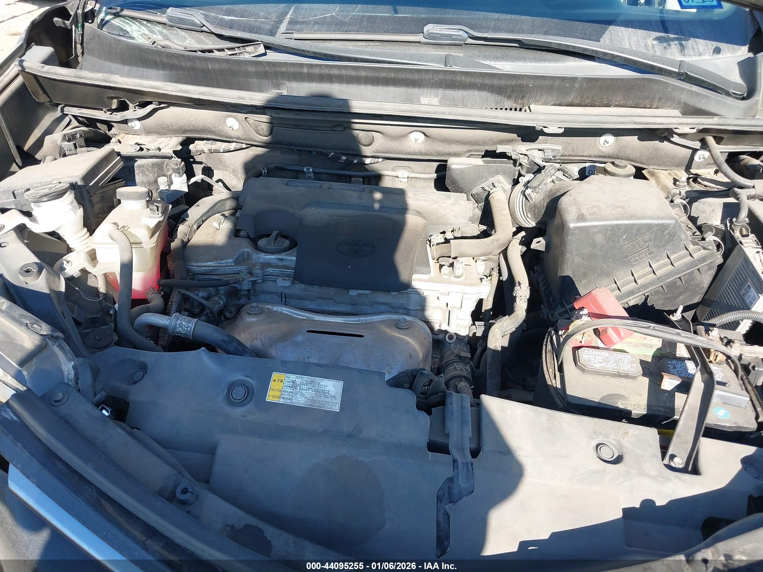 TOYOTA RAV4 image 10