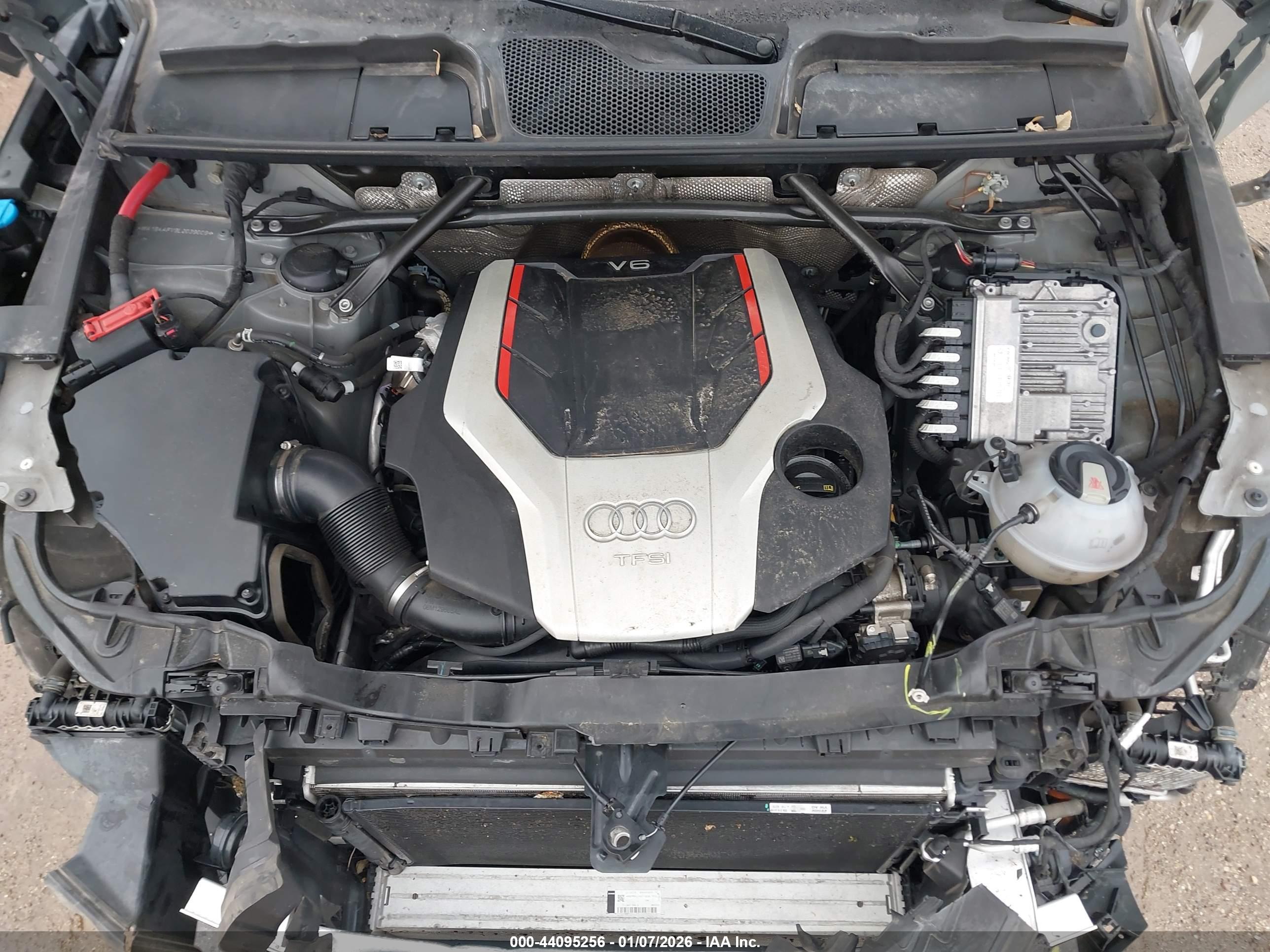 AUDI SQ5 image 10
