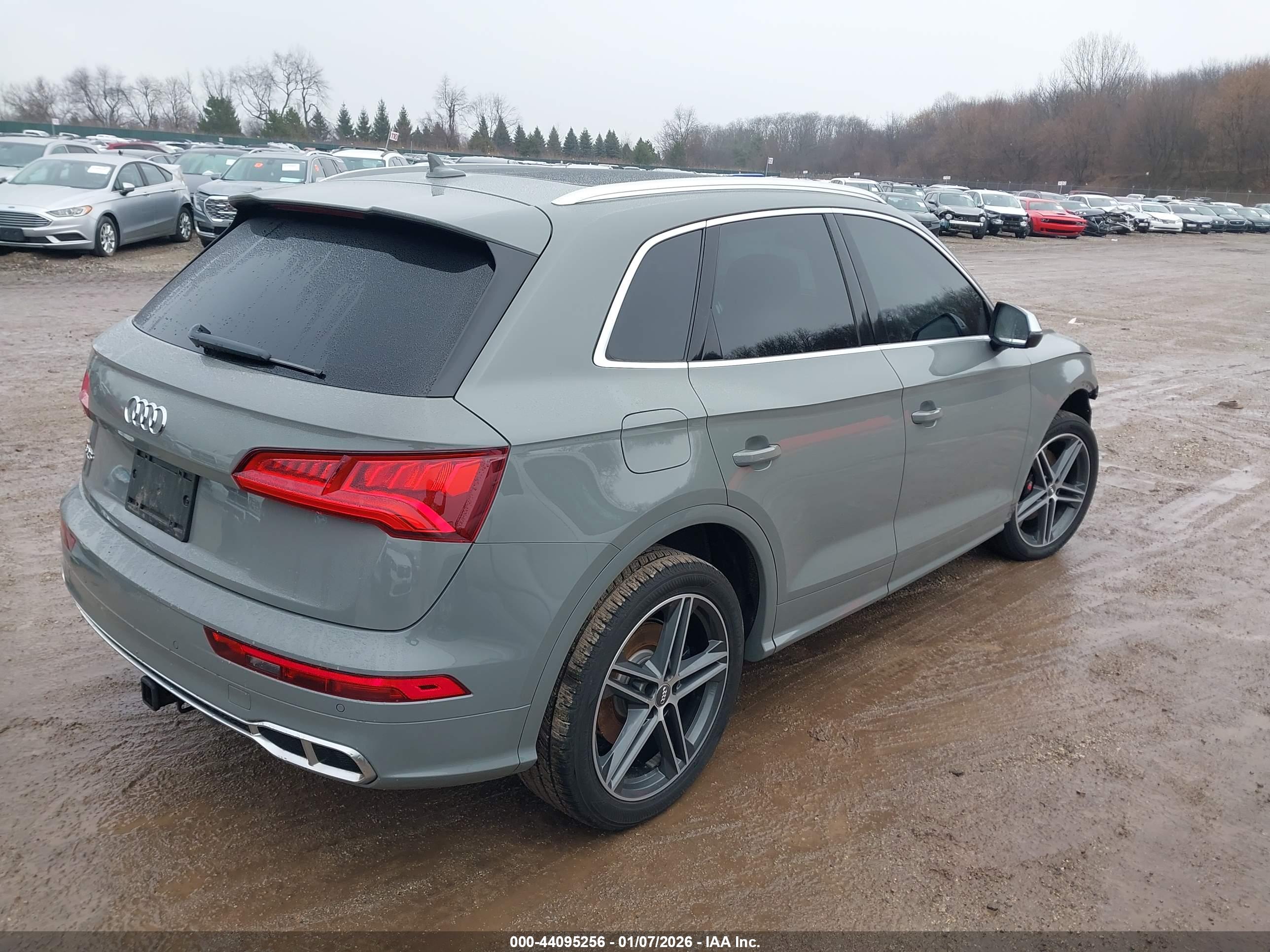 AUDI SQ5 image 4