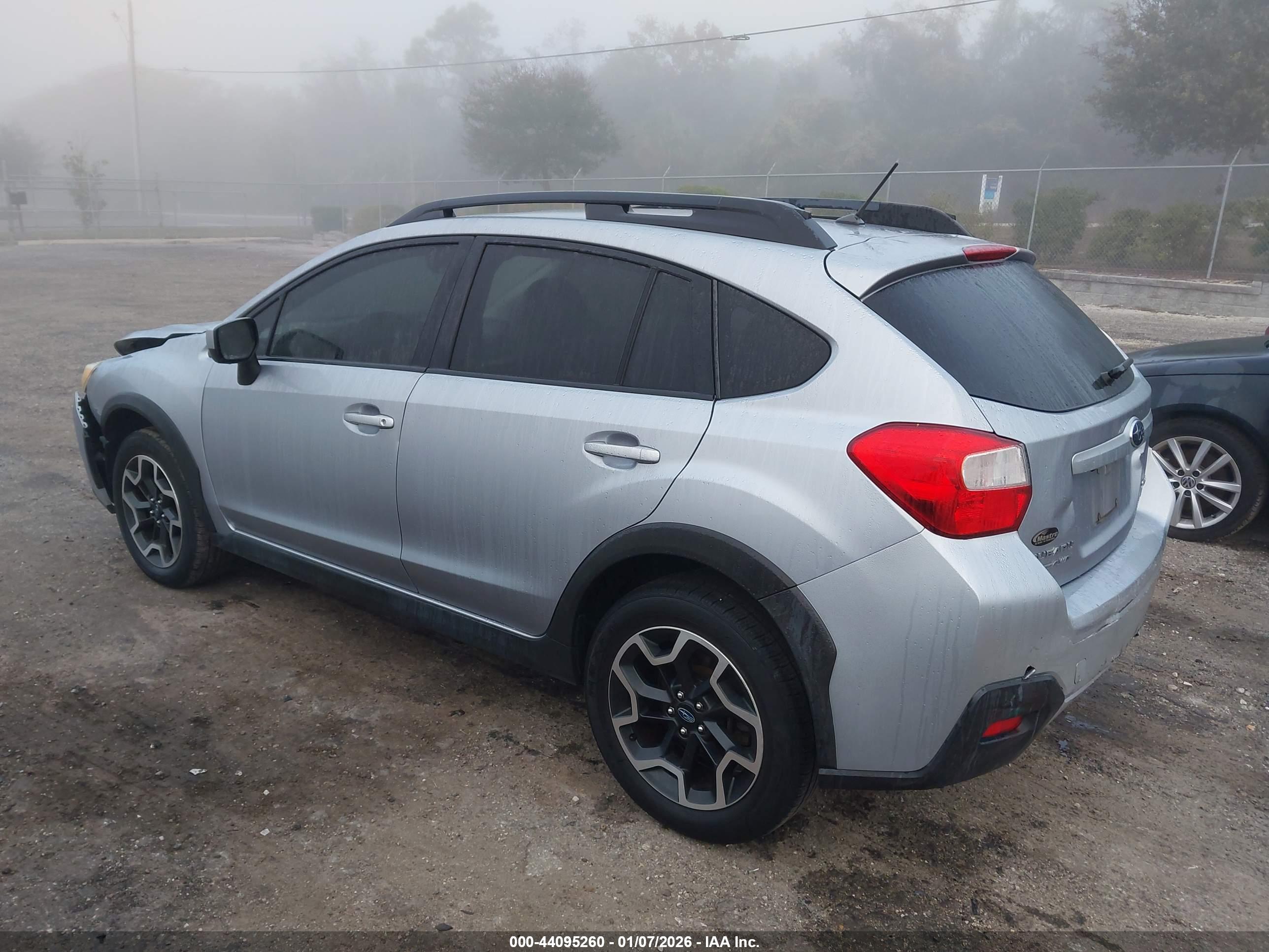 SUBARU CROSSTREK image 3