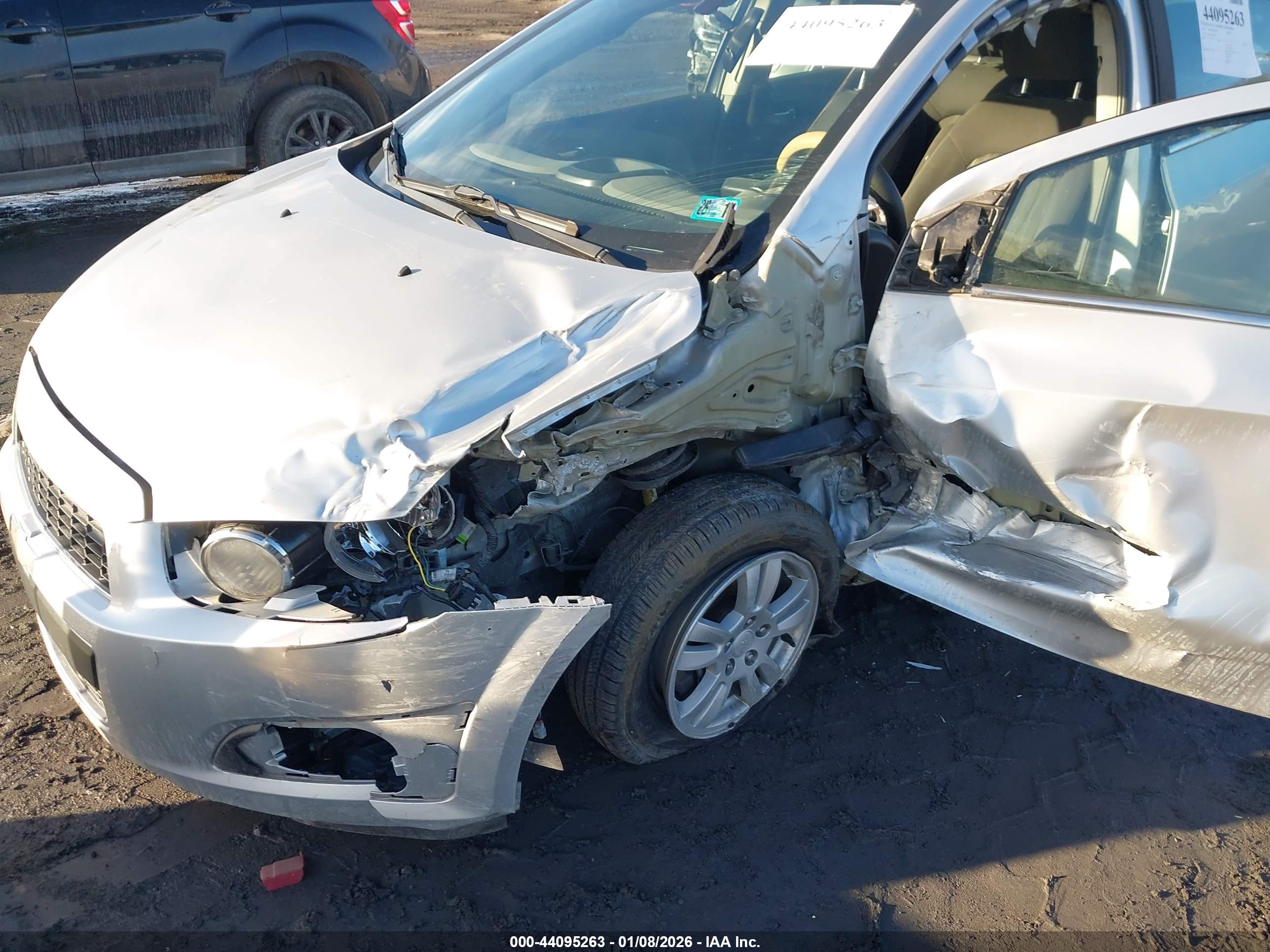 CHEVROLET SONIC image 6