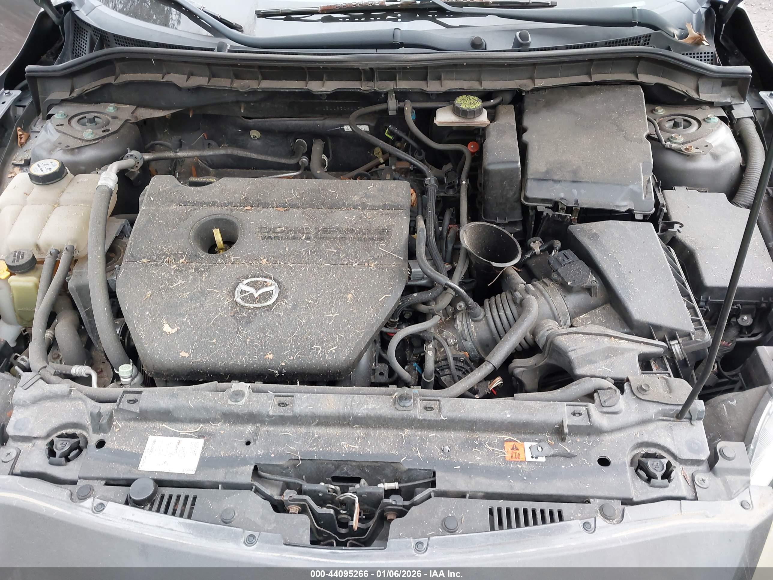 MAZDA MAZDA3 image 10
