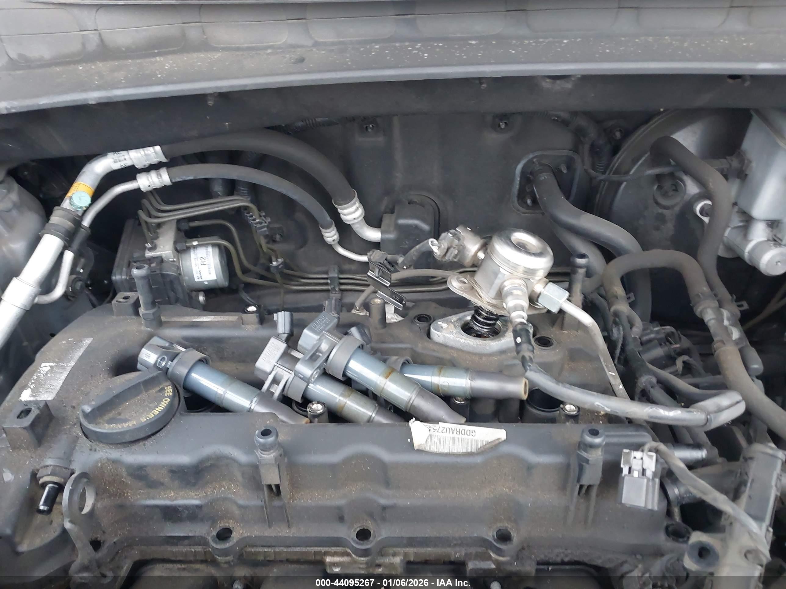 HYUNDAI TUCSON image 6