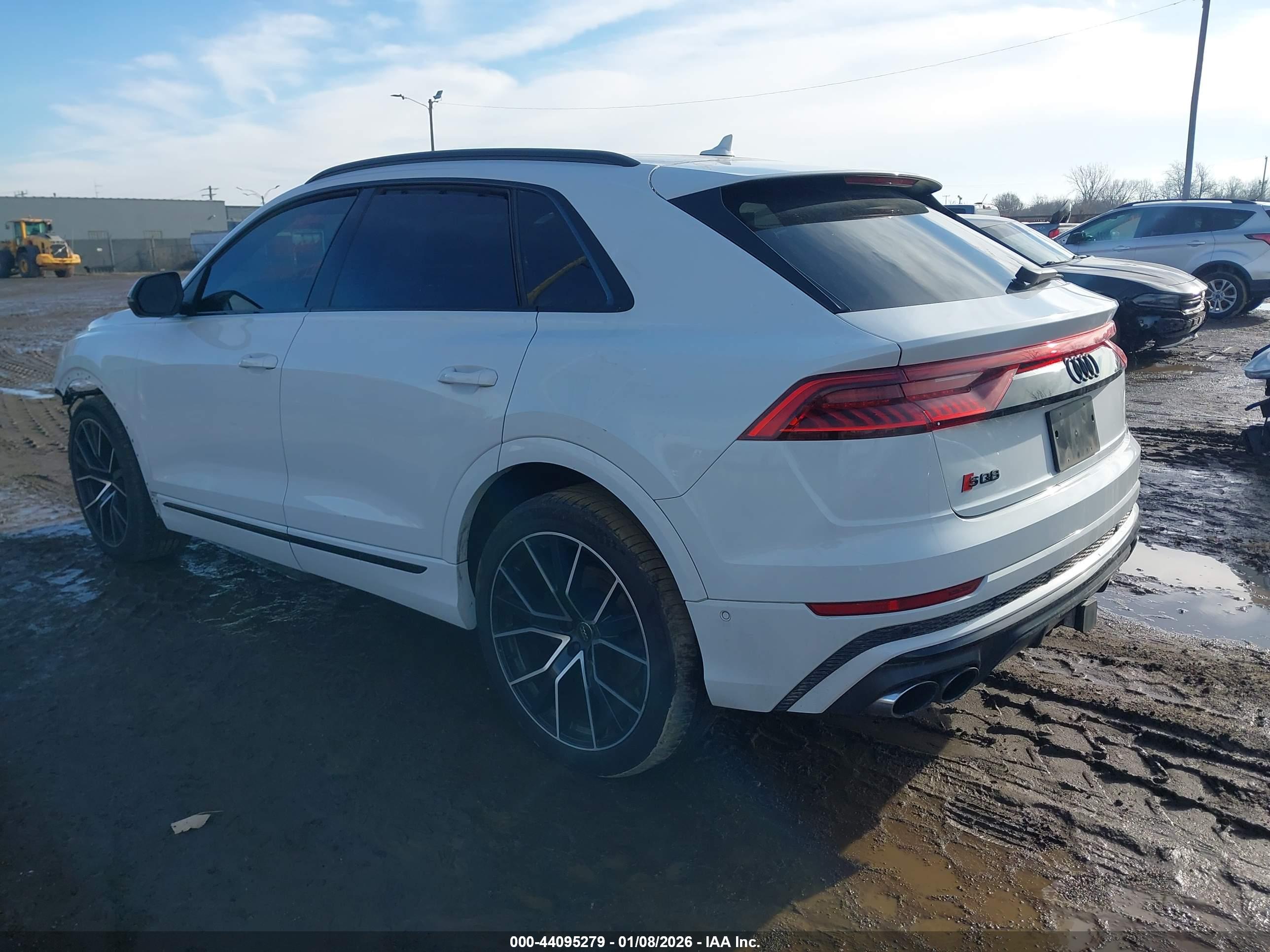 AUDI SQ8 image 3
