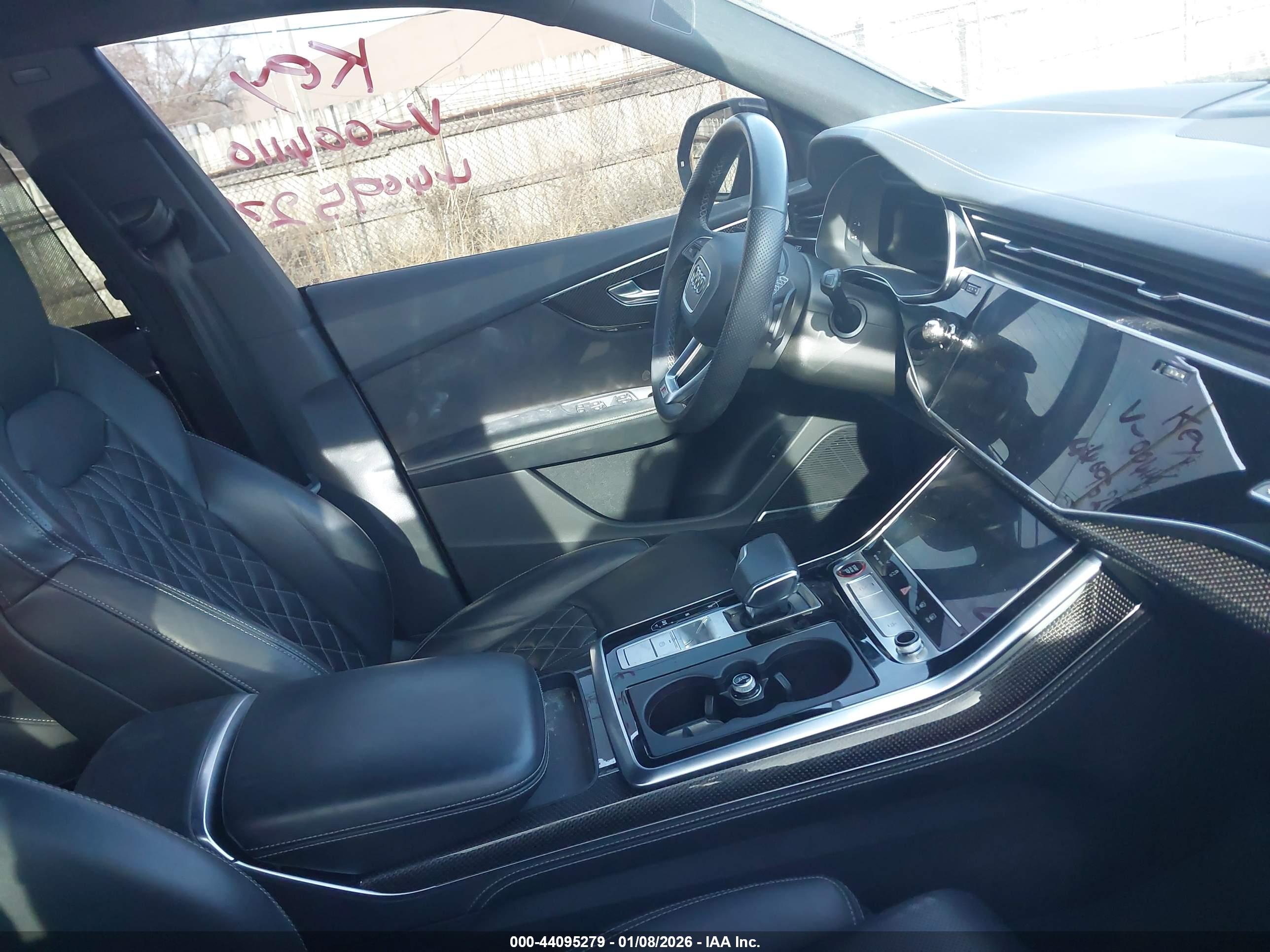 AUDI SQ8 image 5
