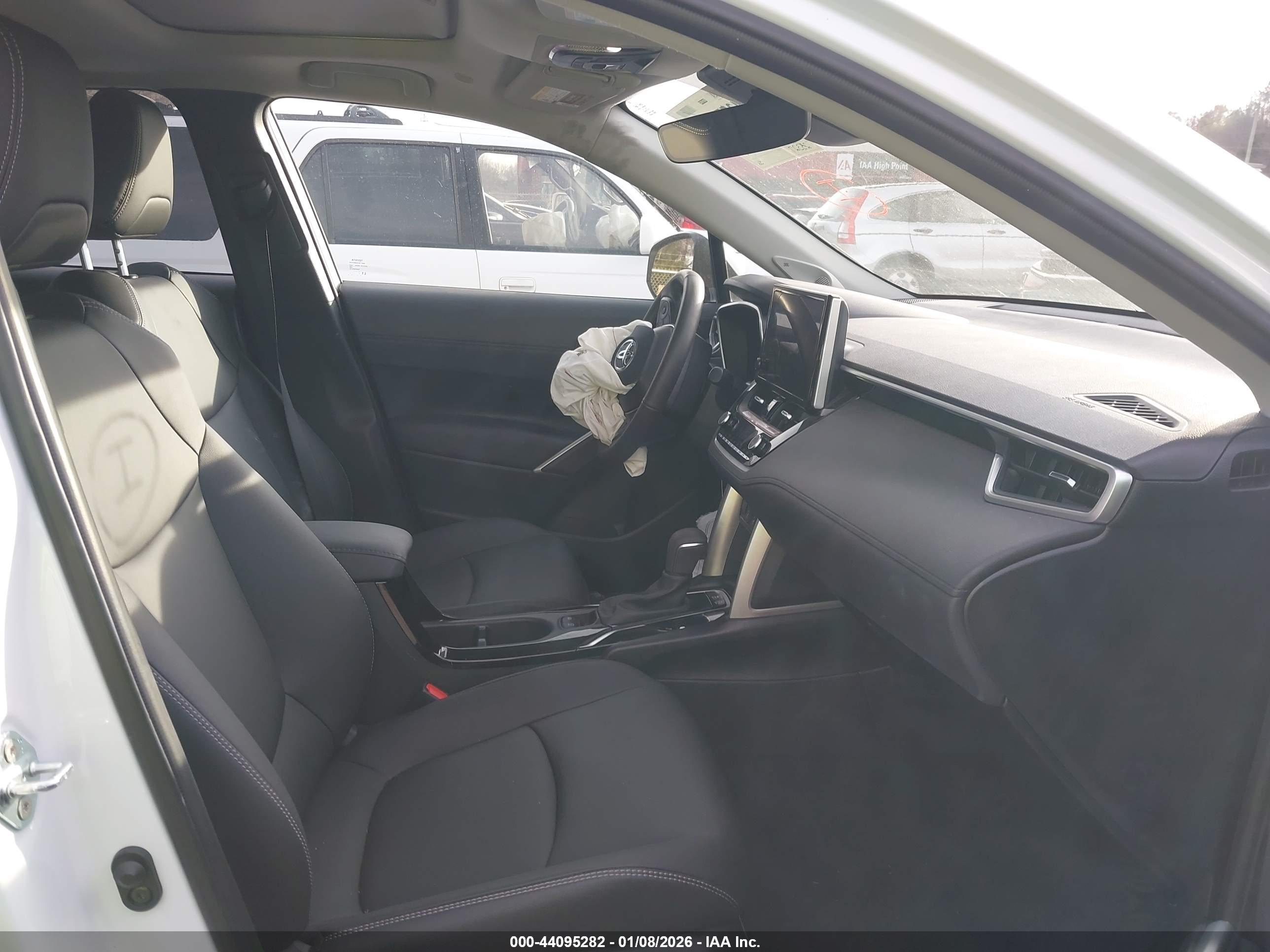 TOYOTA COROLLA image 5