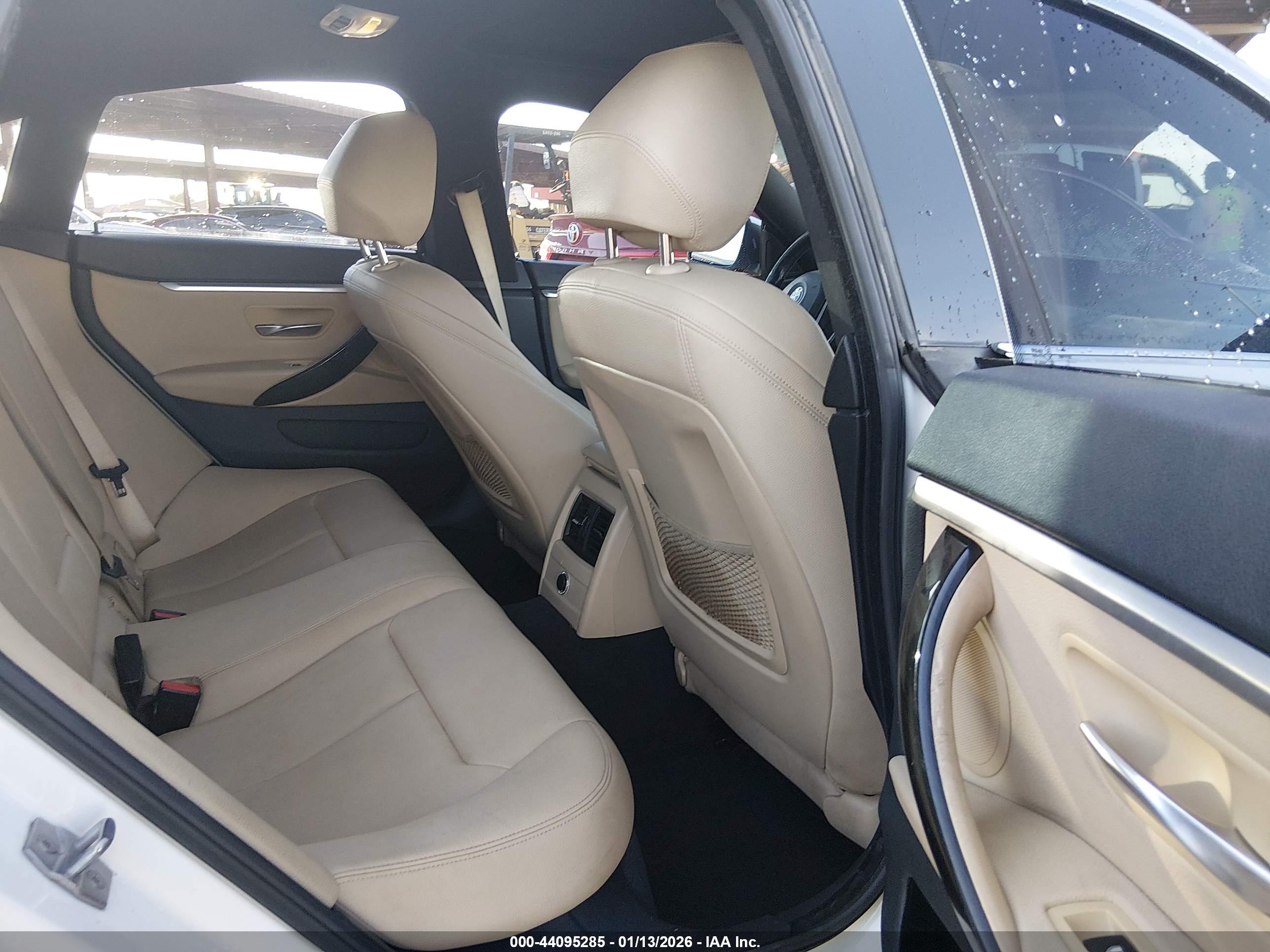 BMW 430I image 8