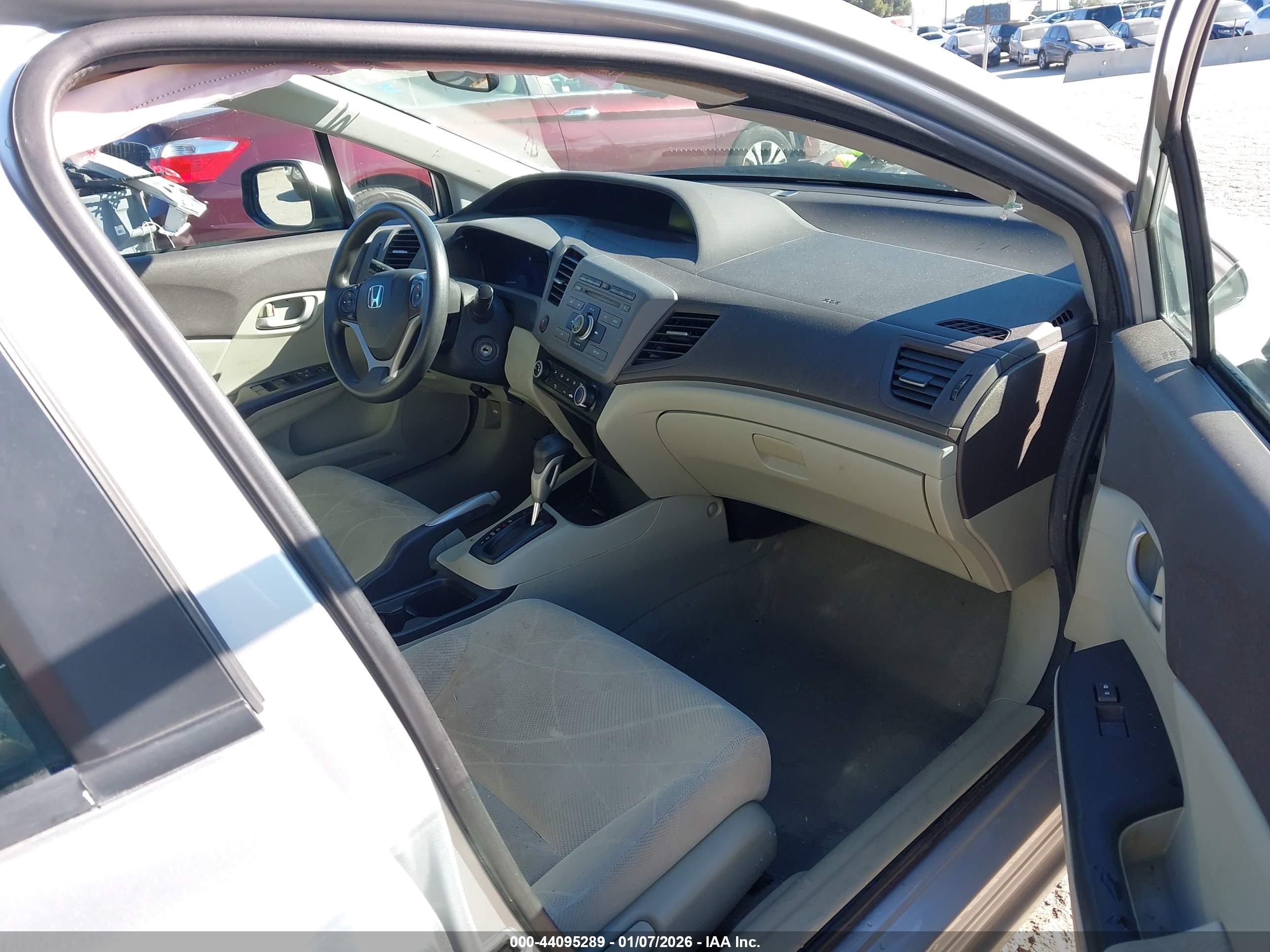 HONDA CIVIC image 5