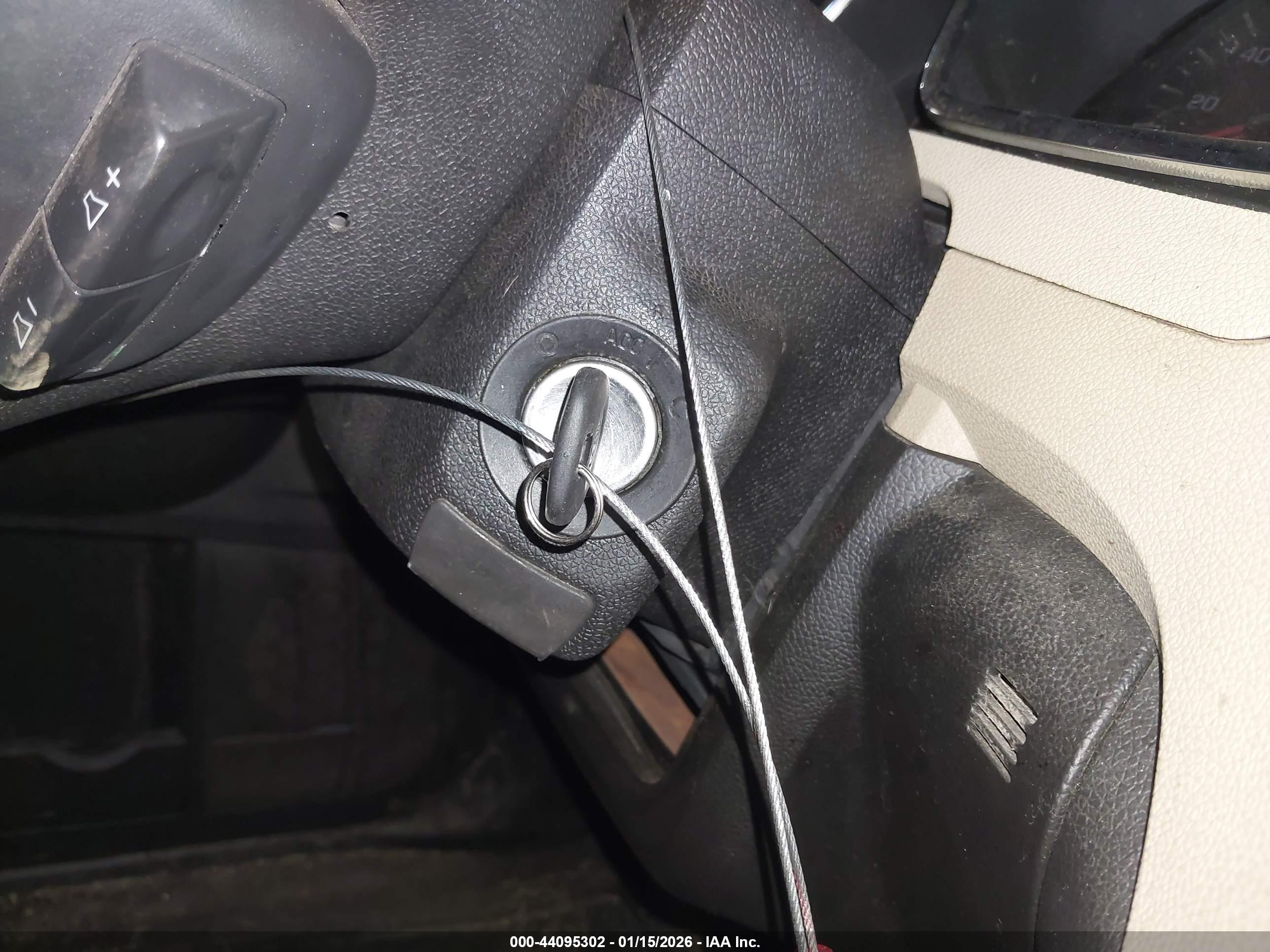 CHEVROLET TRAVERSE image 11