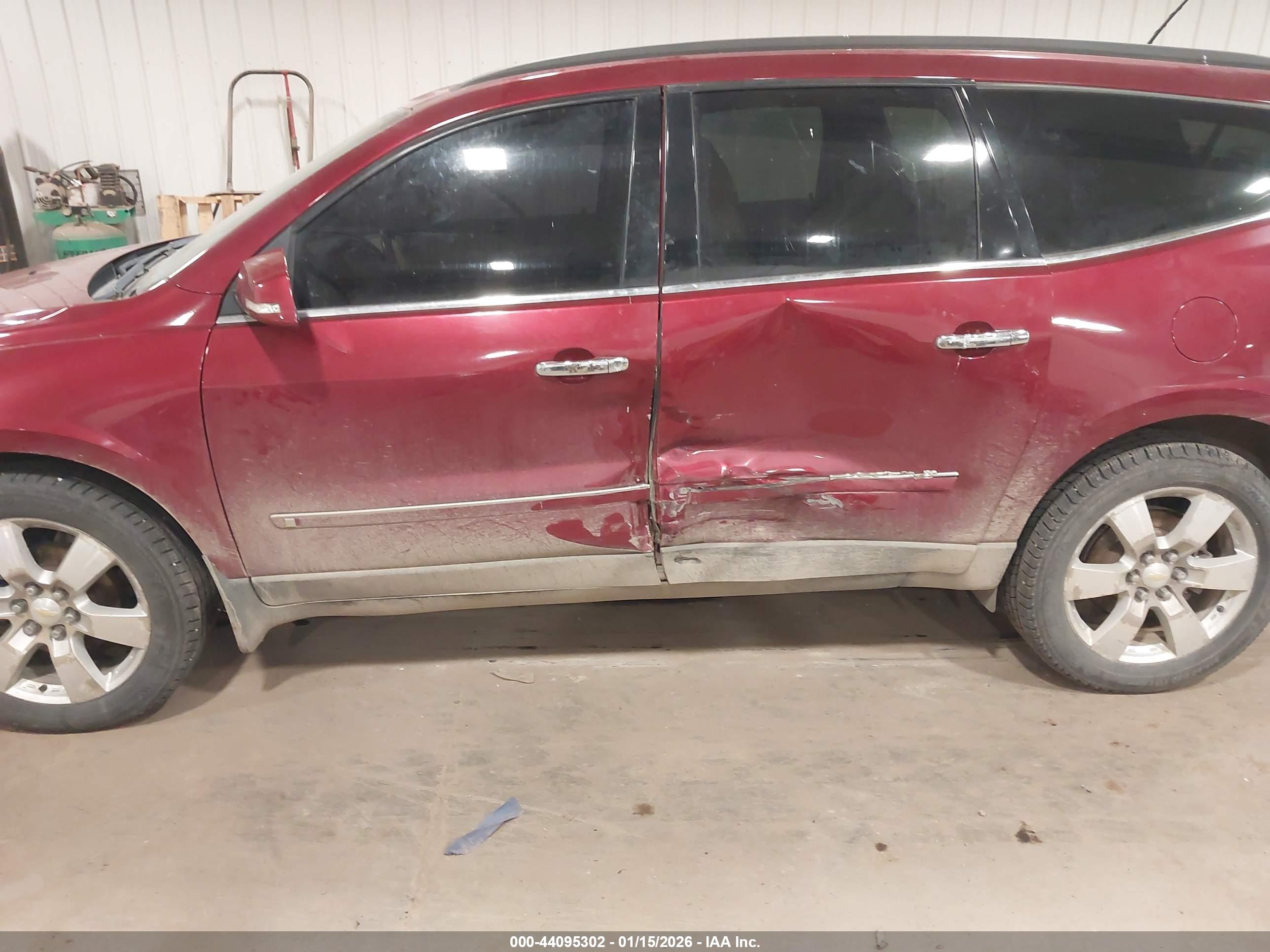 CHEVROLET TRAVERSE image 6