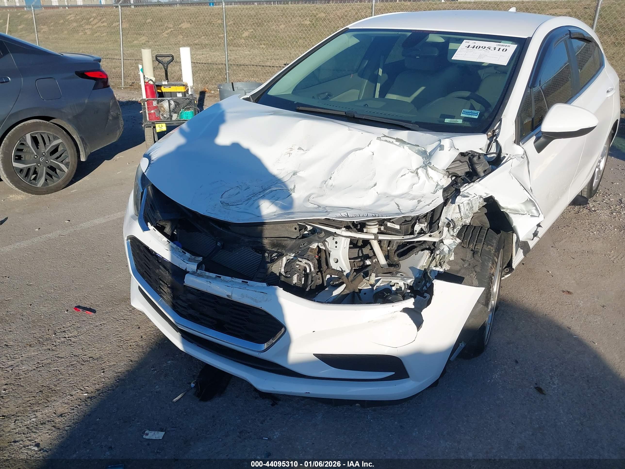 CHEVROLET CRUZE image 6