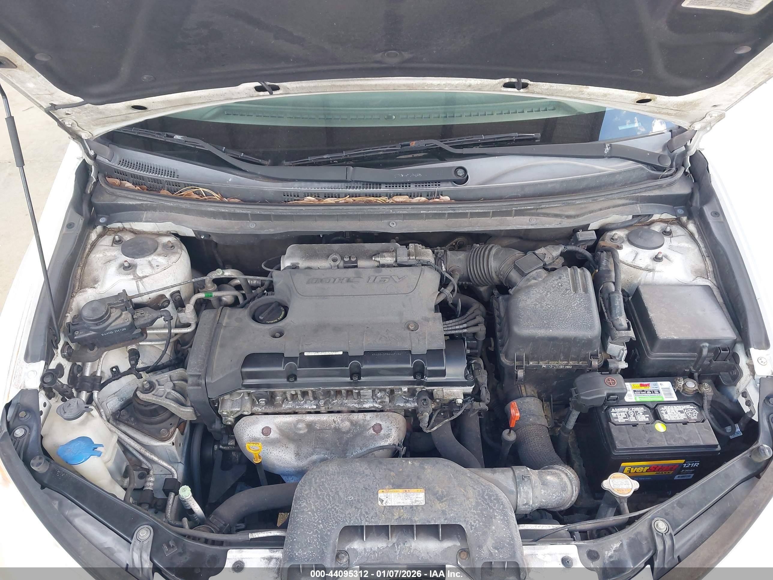HYUNDAI ELANTRA image 10