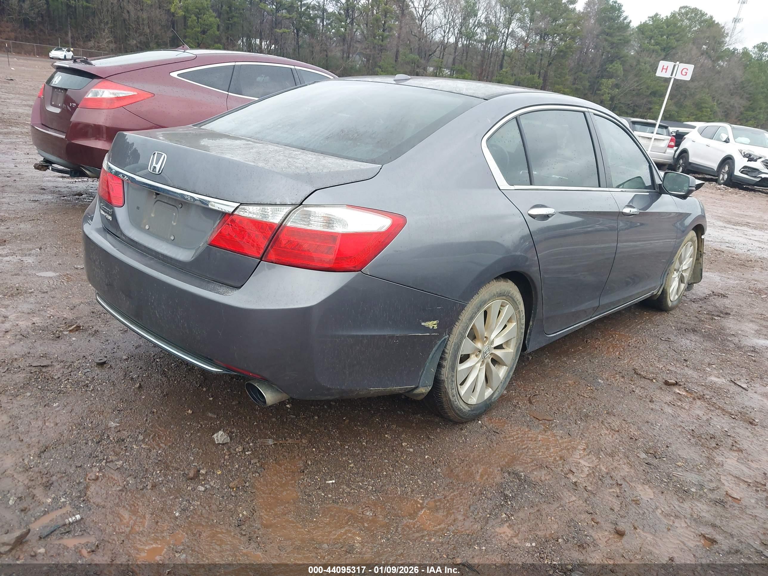 HONDA ACCORD image 4