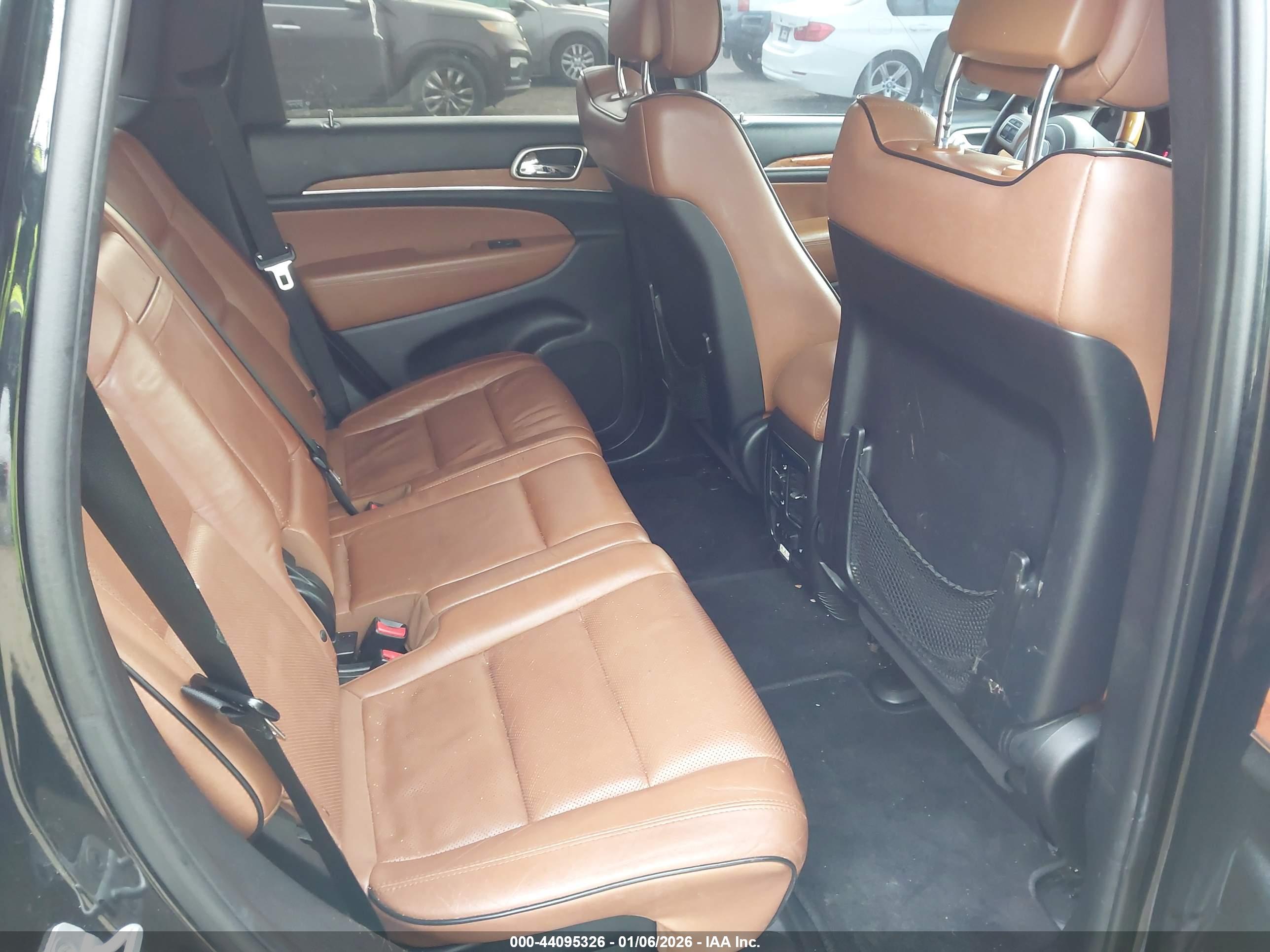 JEEP GRAND image 8
