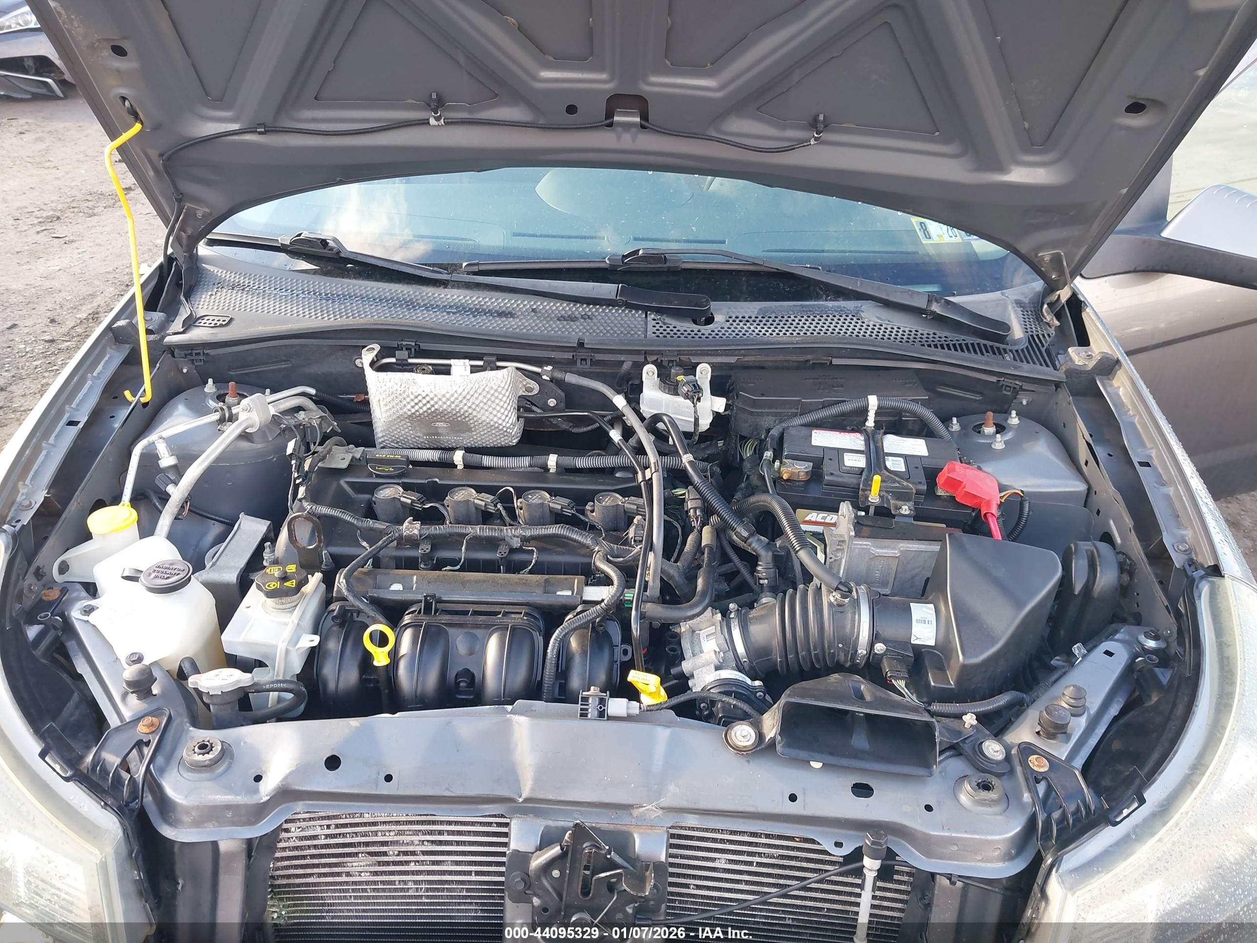 FORD FOCUS image 10
