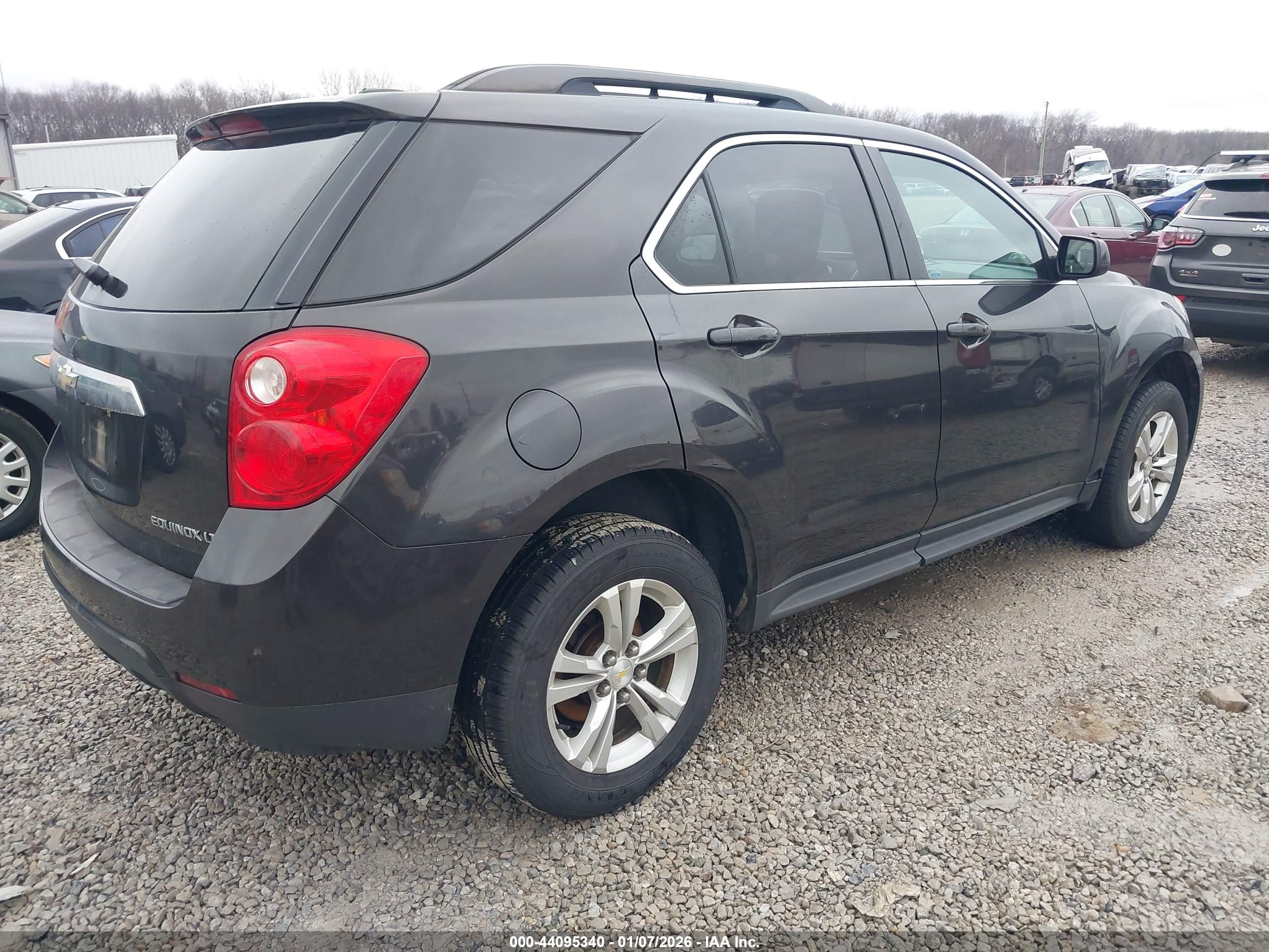 CHEVROLET EQUINOX image 4