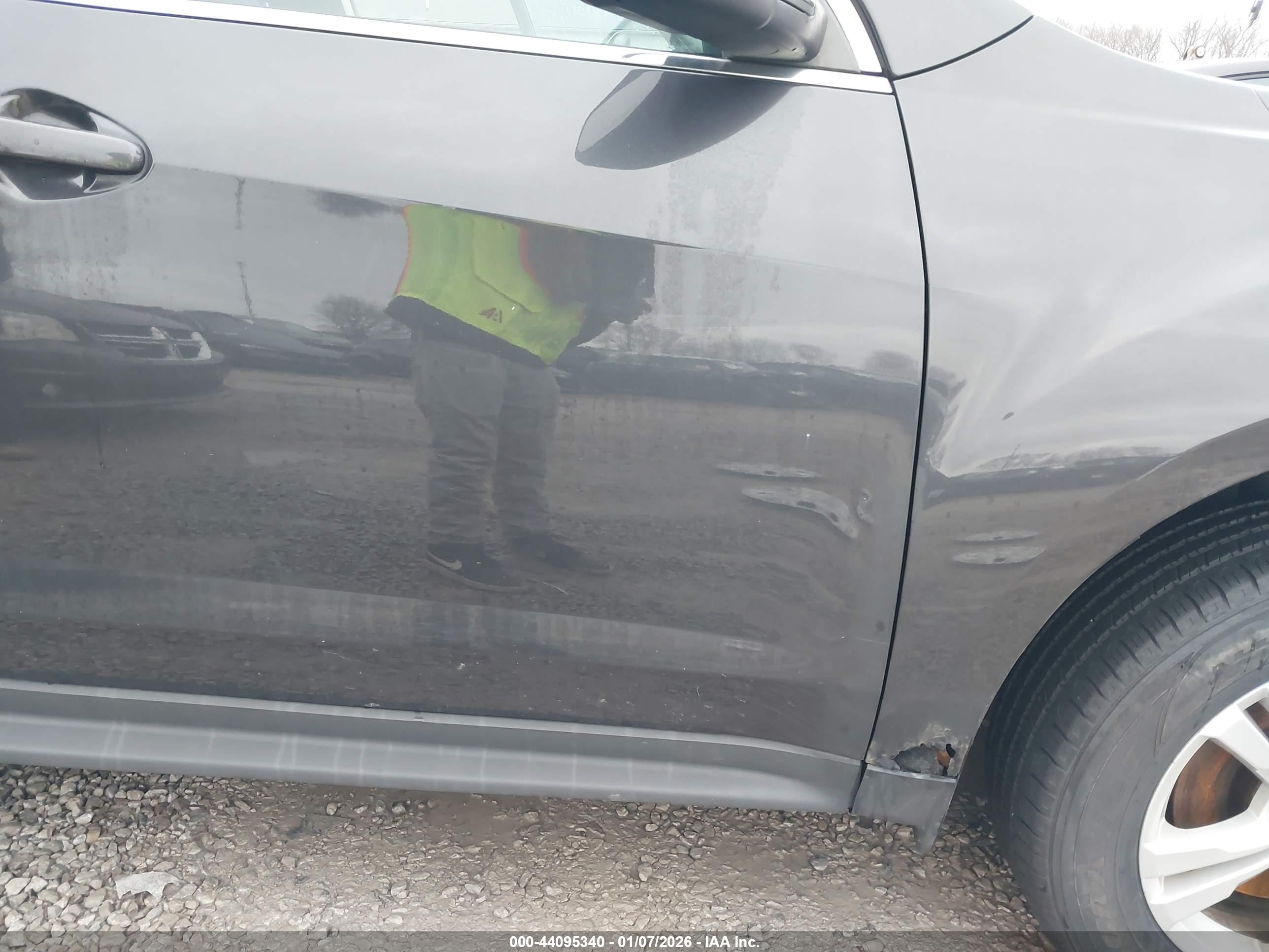 CHEVROLET EQUINOX image 6