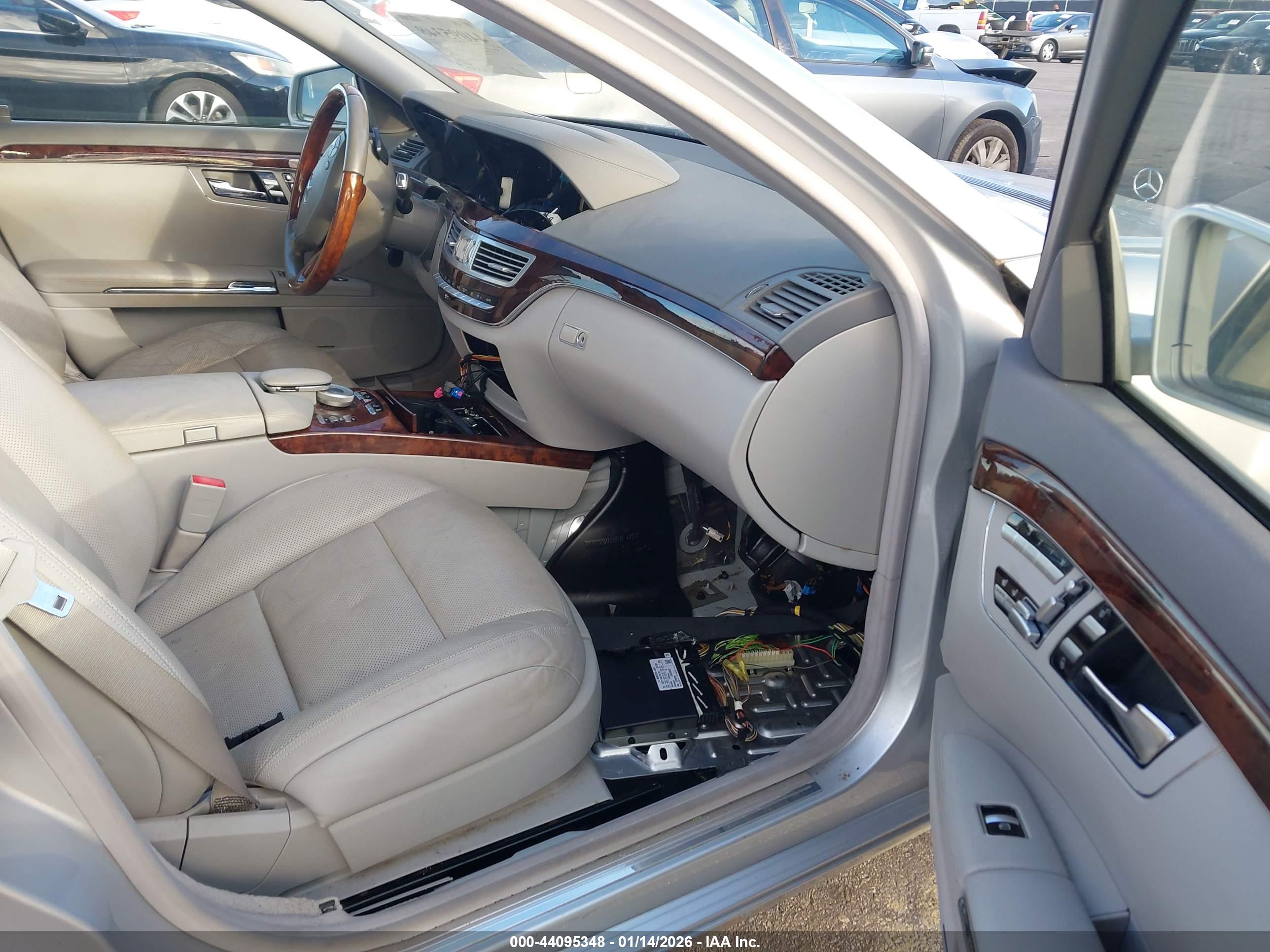 MERCEDES-BENZ S image 5