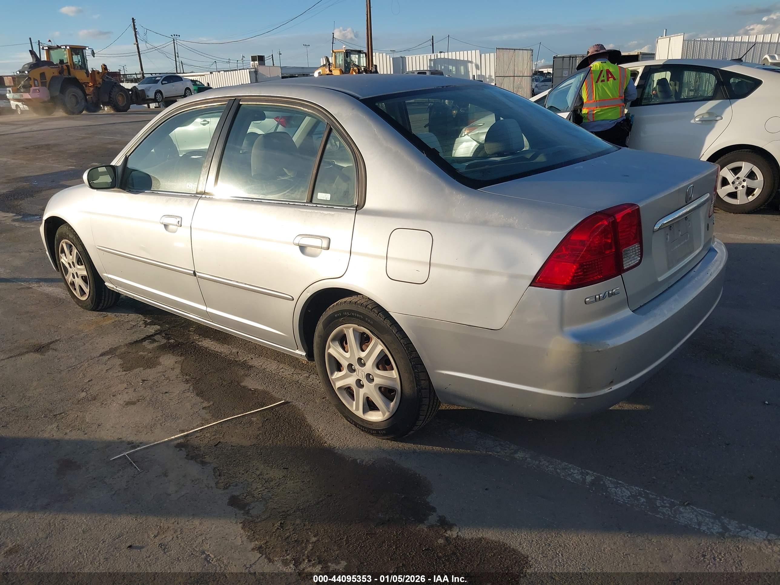 HONDA CIVIC image 3