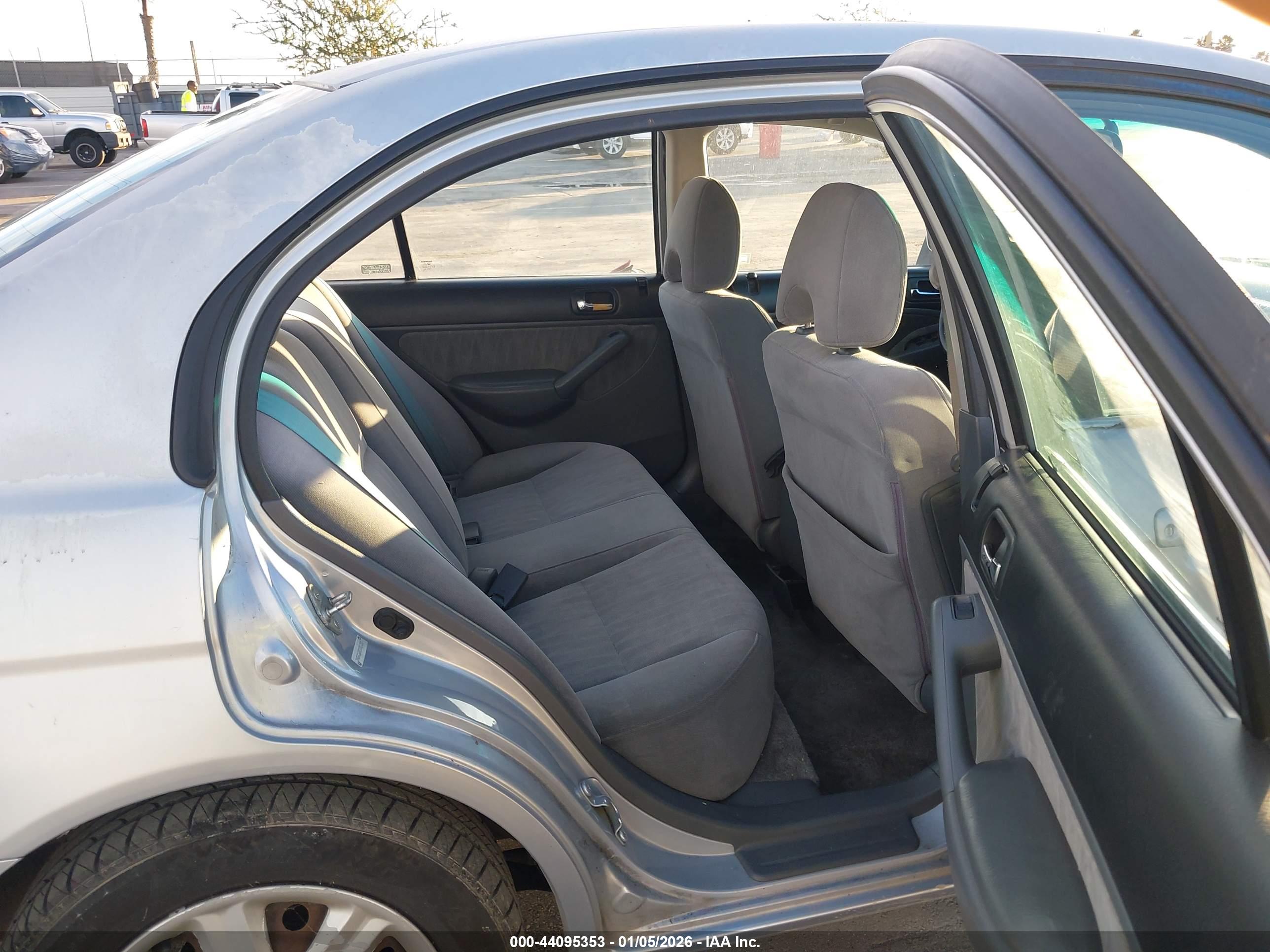 HONDA CIVIC image 8