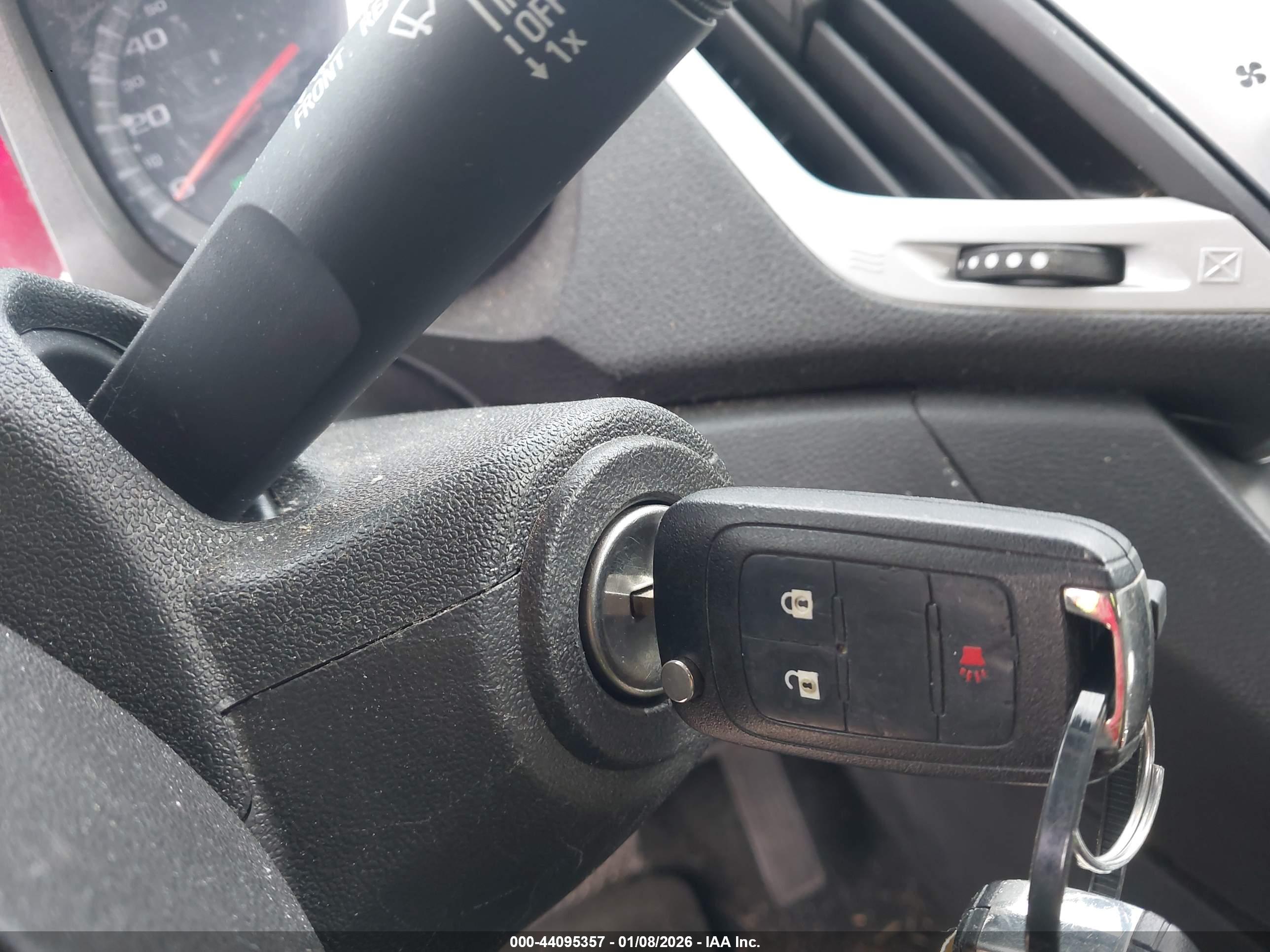 GMC TERRAIN image 11
