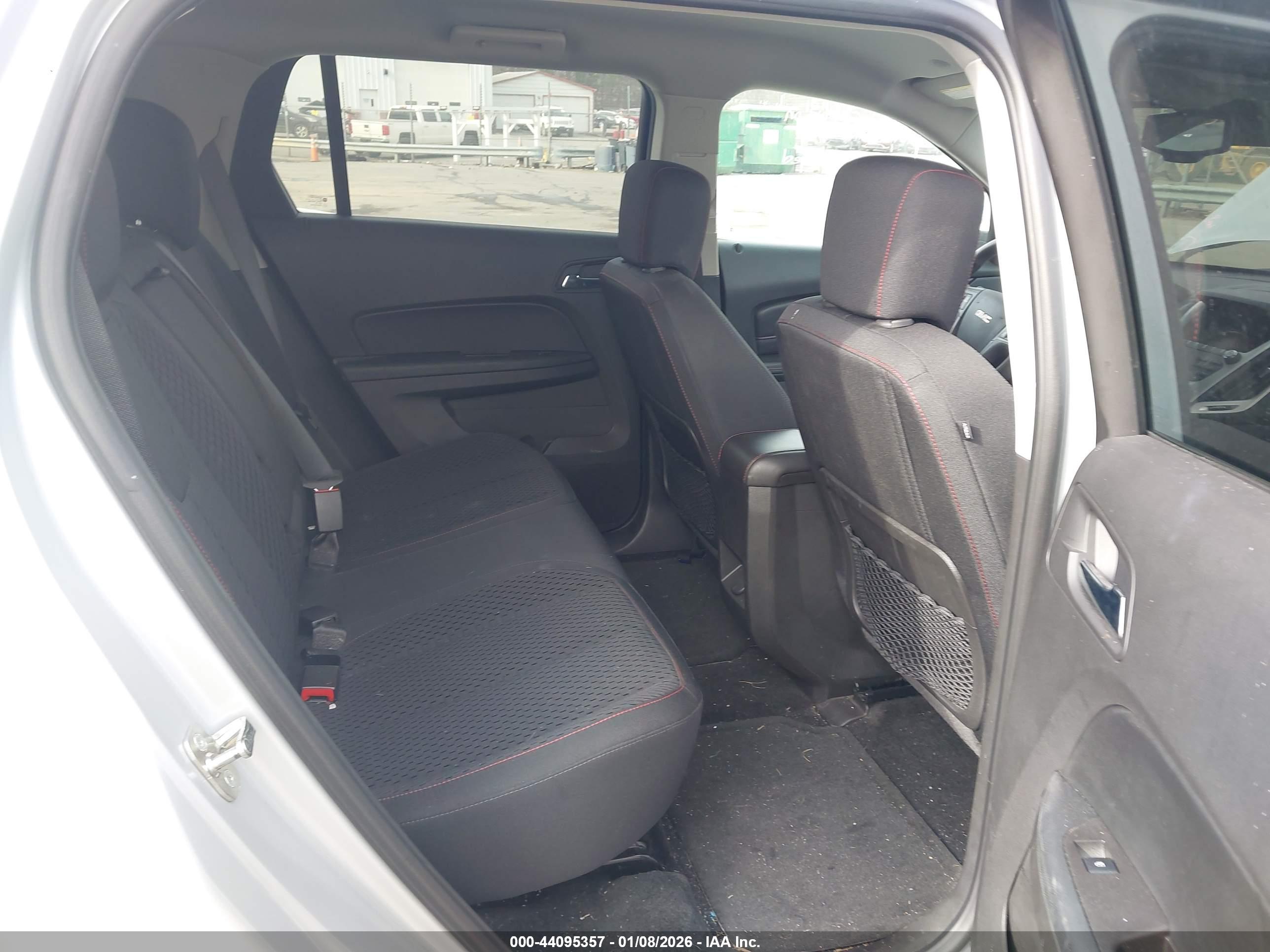 GMC TERRAIN image 8