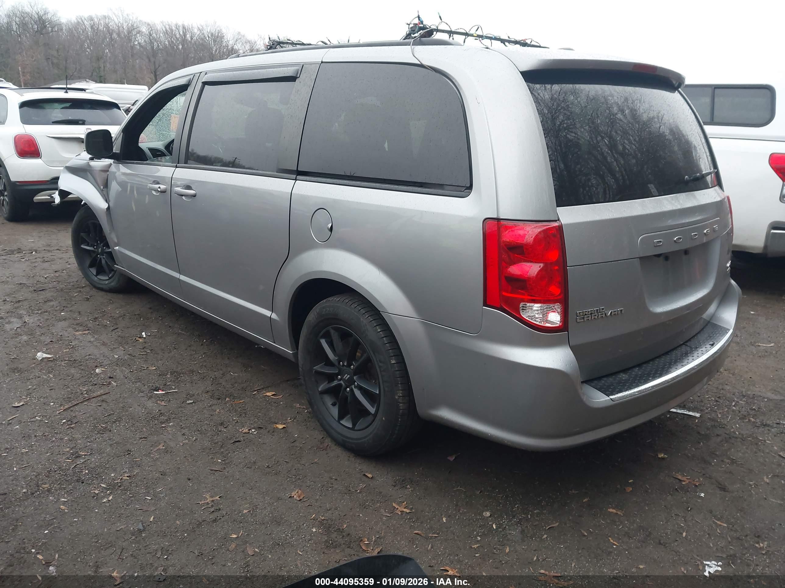DODGE GRAND image 3