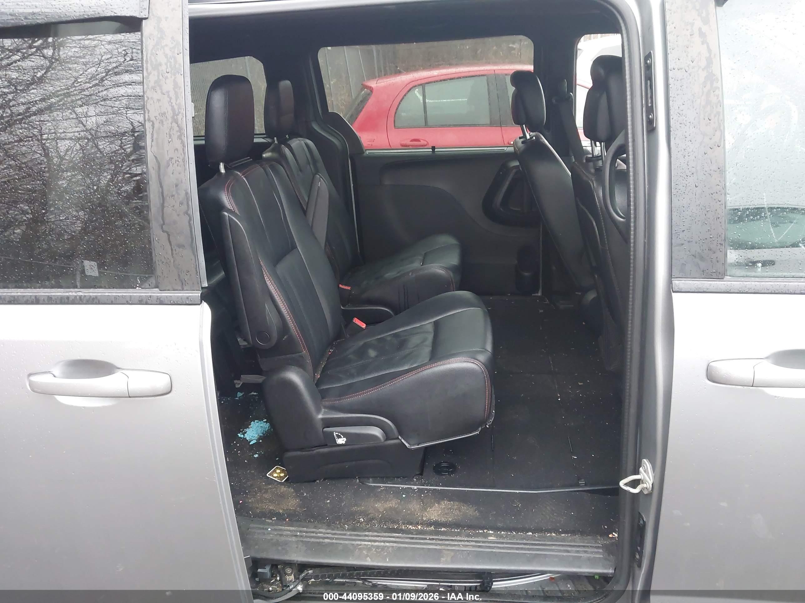 DODGE GRAND image 8
