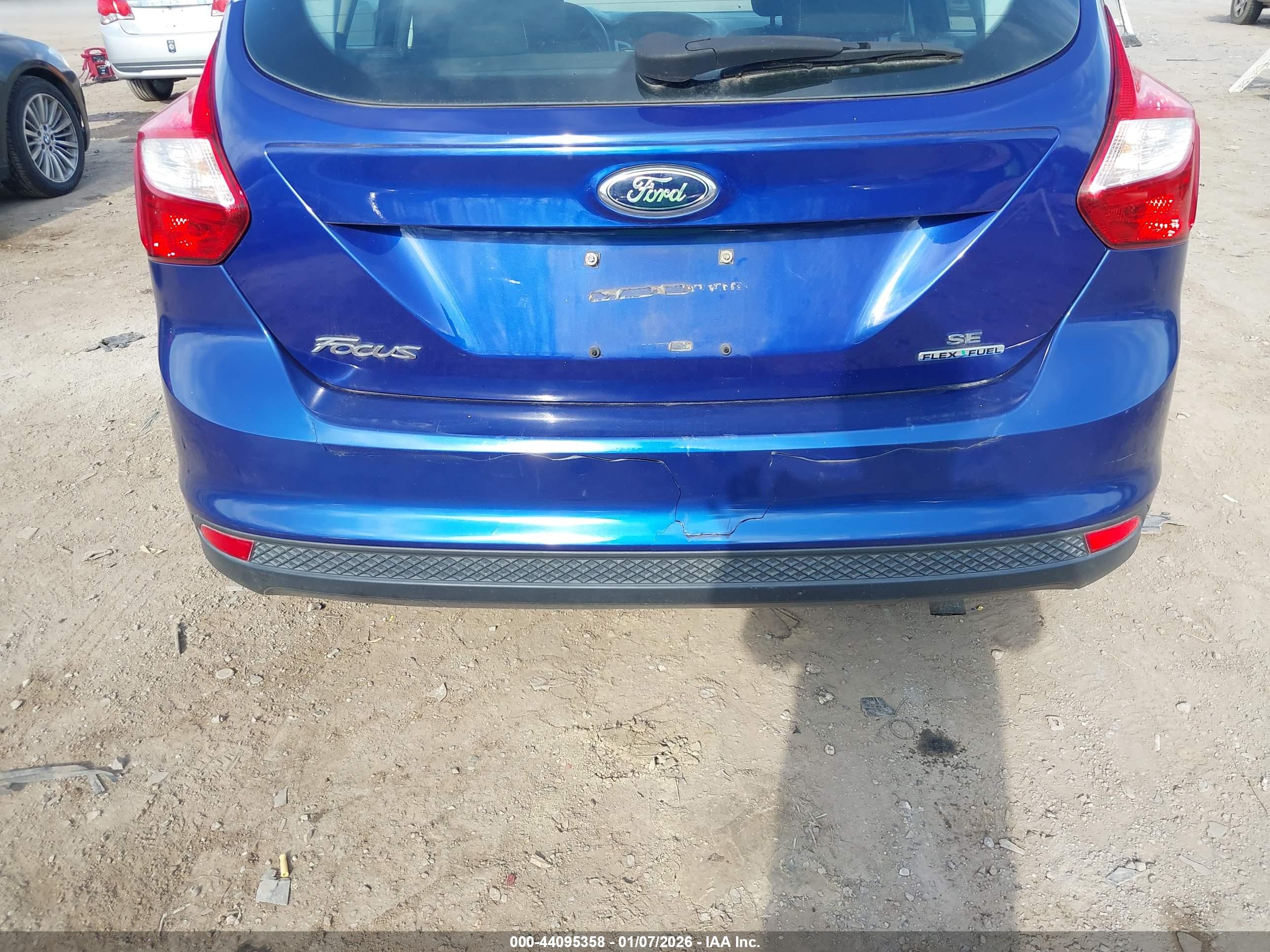 FORD FOCUS image 6