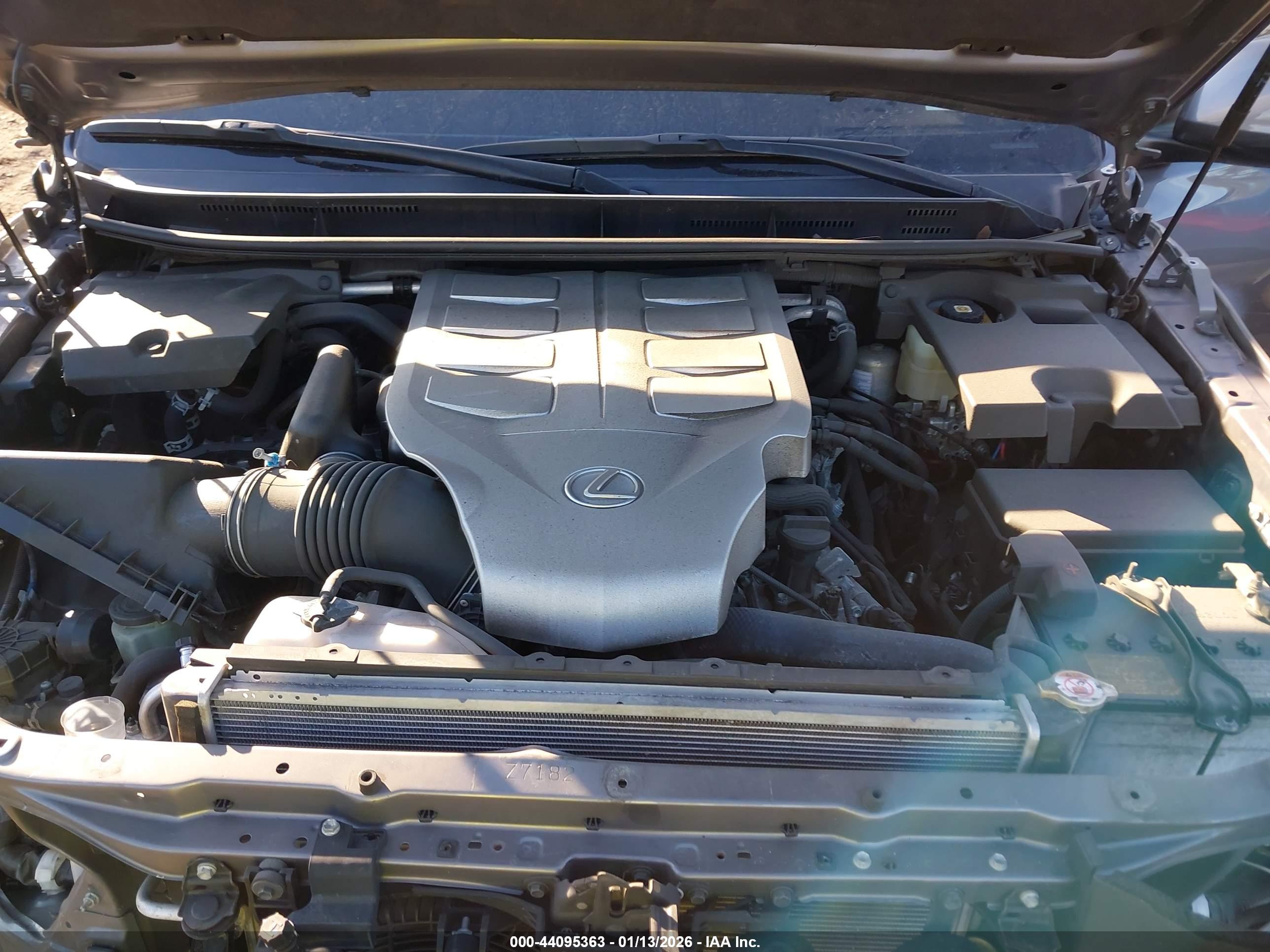 LEXUS GX image 10