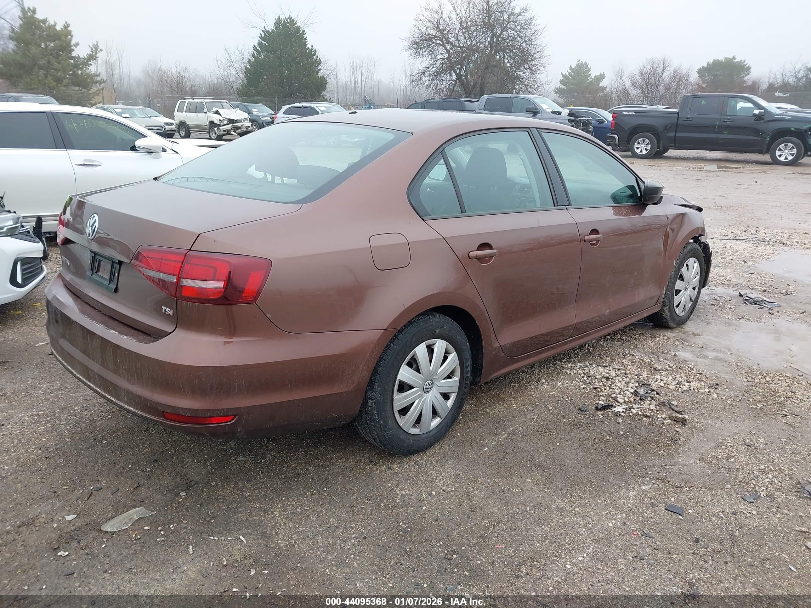 VOLKSWAGEN JETTA image 4