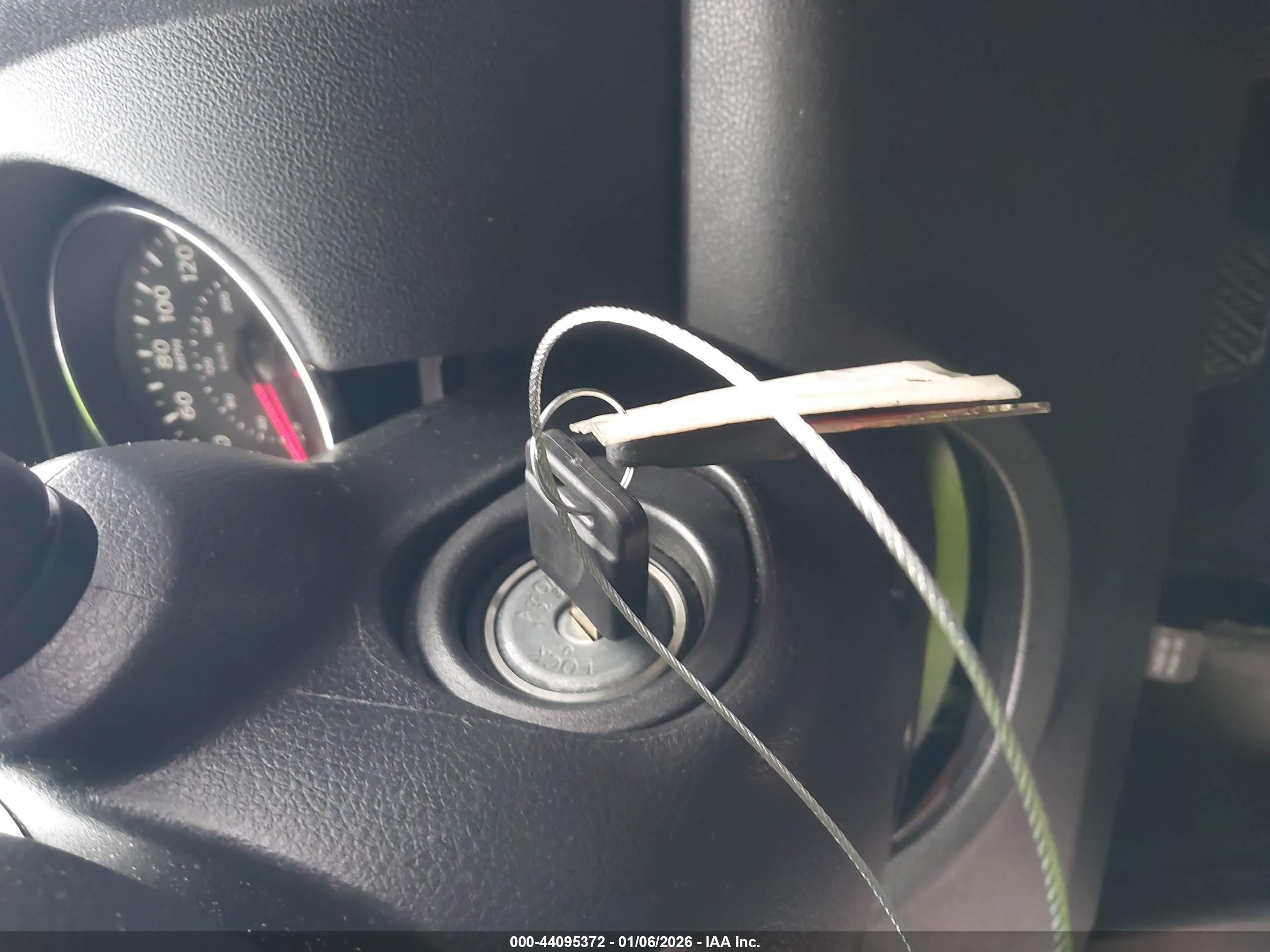 NISSAN ROGUE image 11
