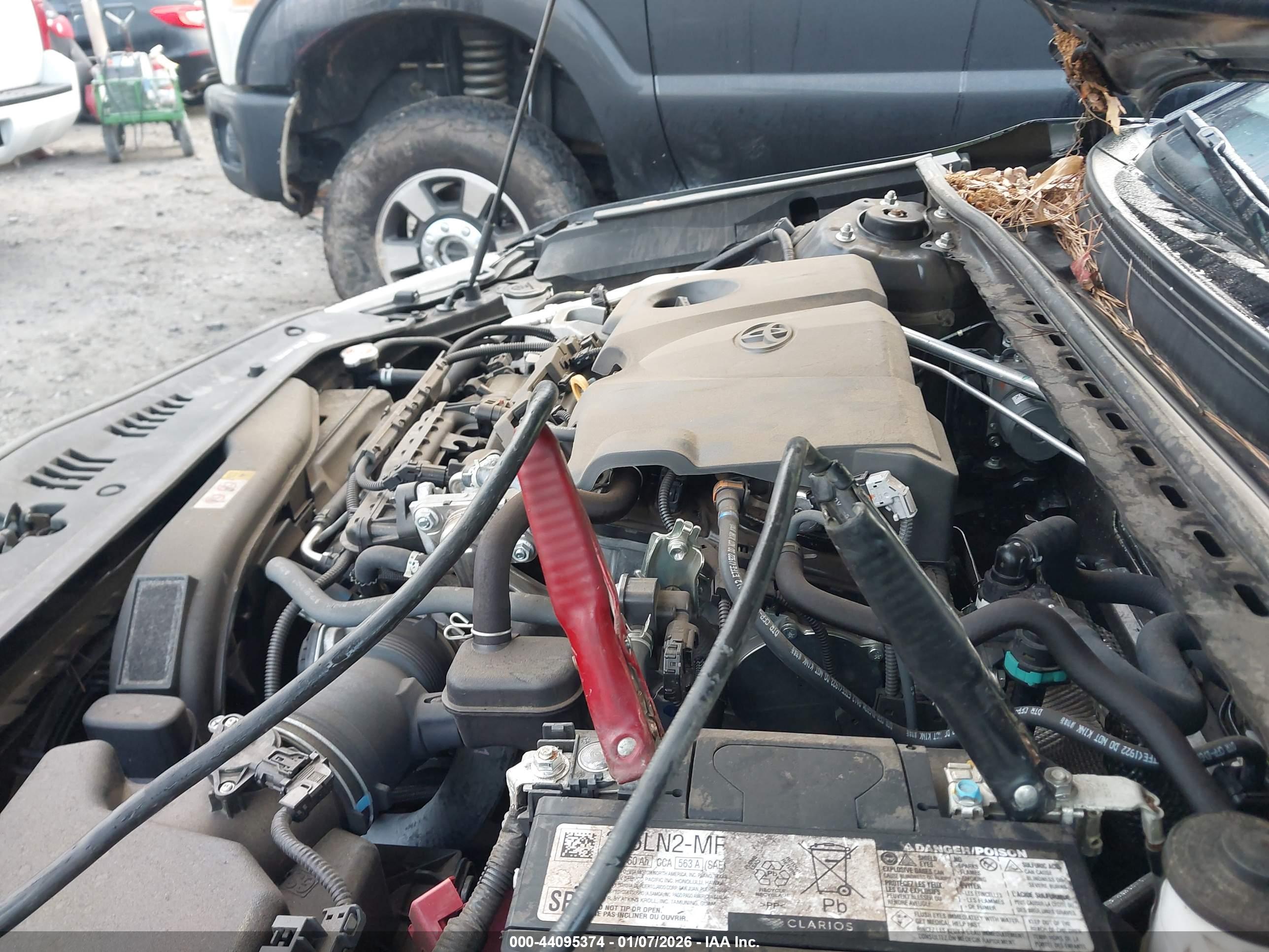 TOYOTA CAMRY image 10