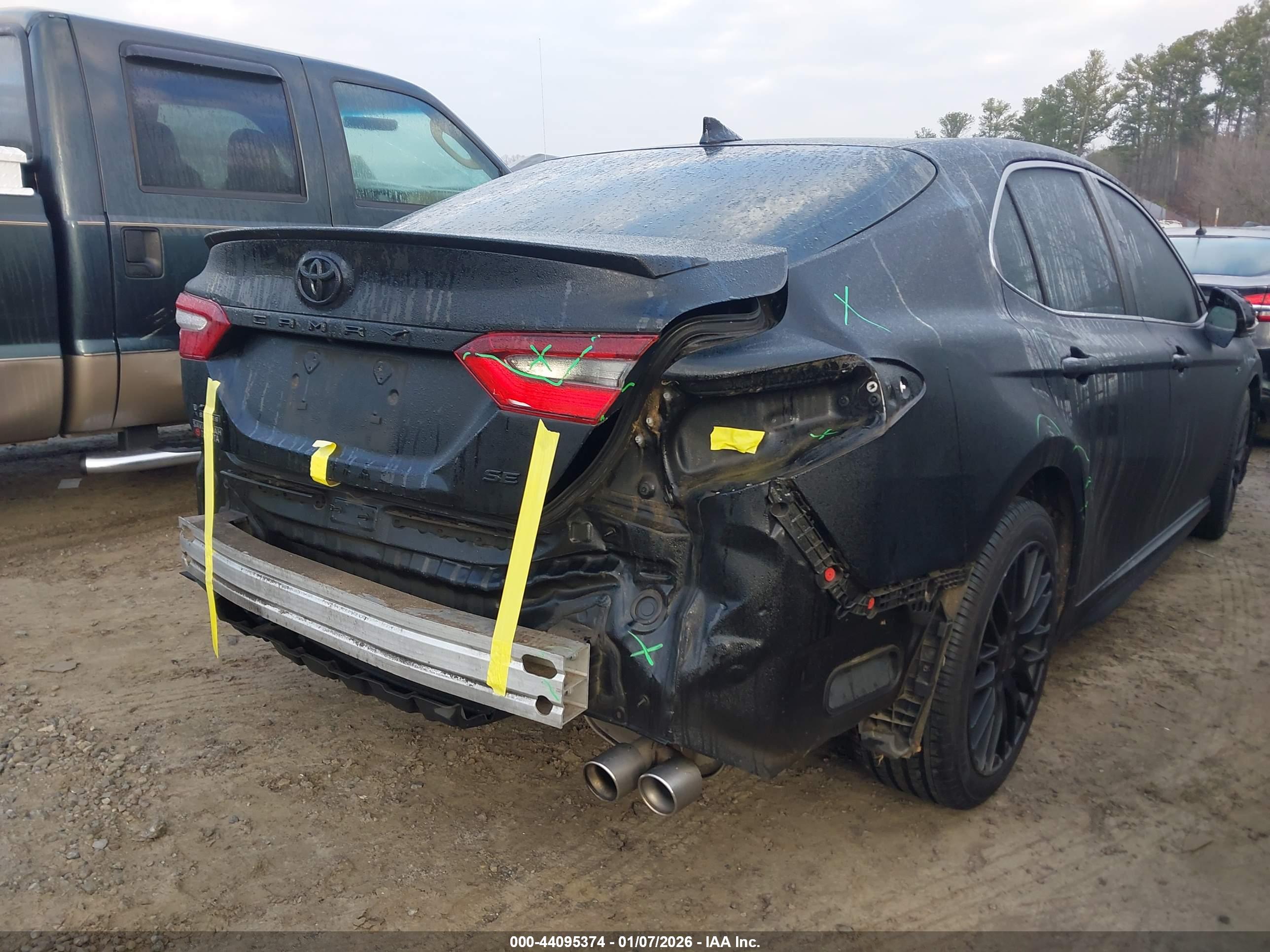 TOYOTA CAMRY image 6