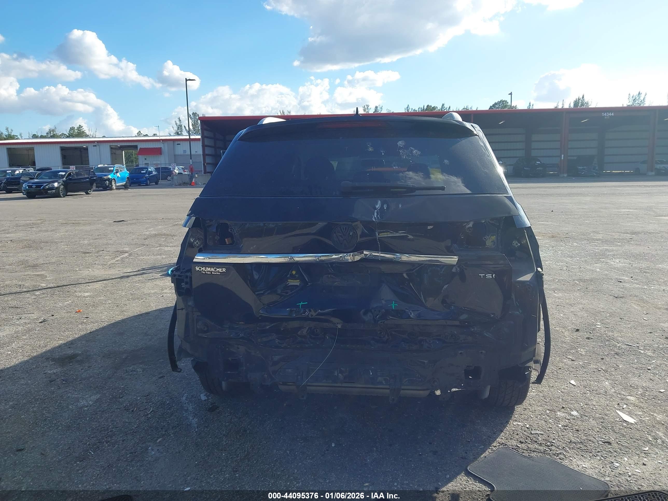 VOLKSWAGEN ATLAS image 6