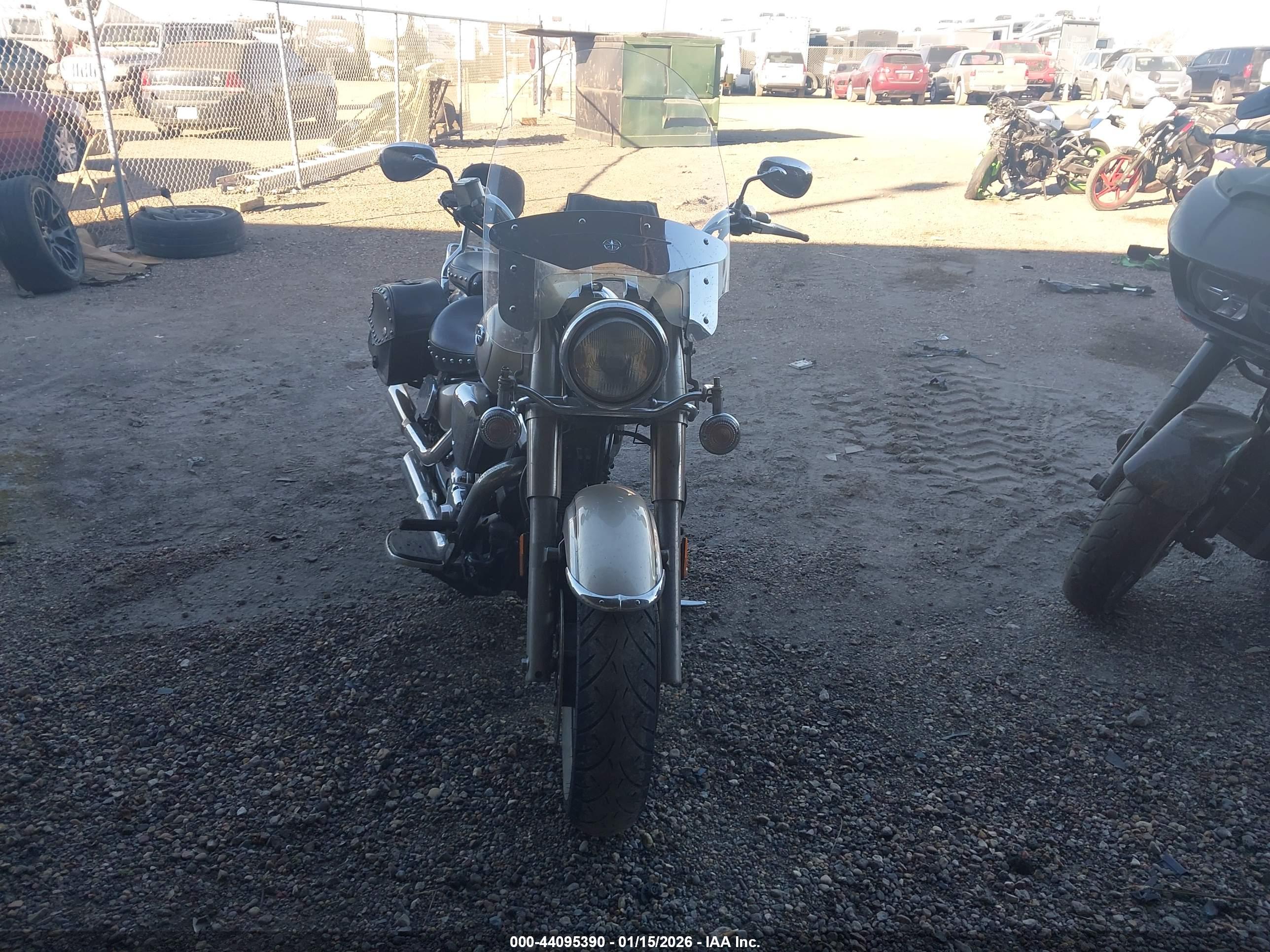 YAMAHA XV1700 image 5