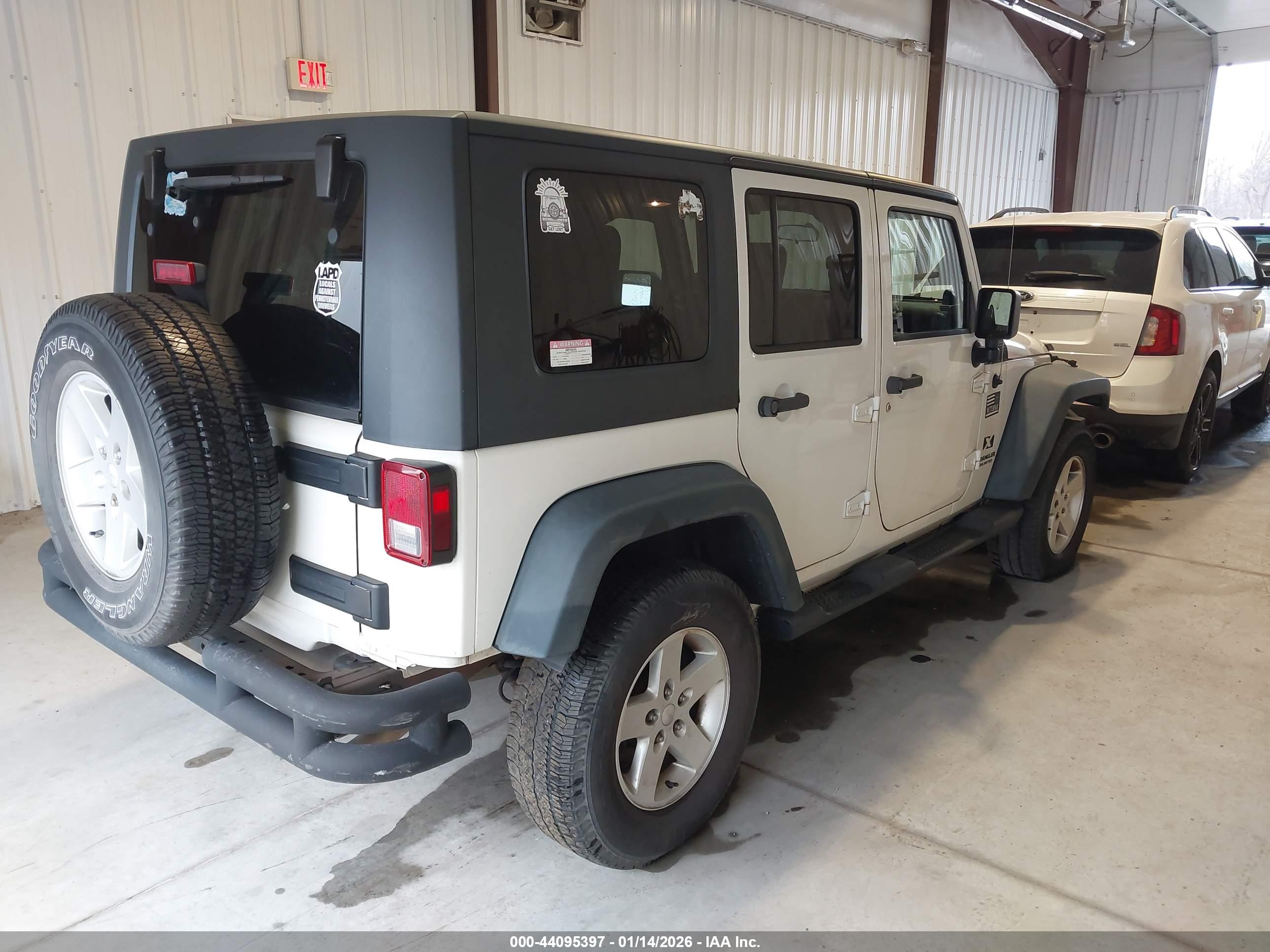 JEEP WRANGLER image 4
