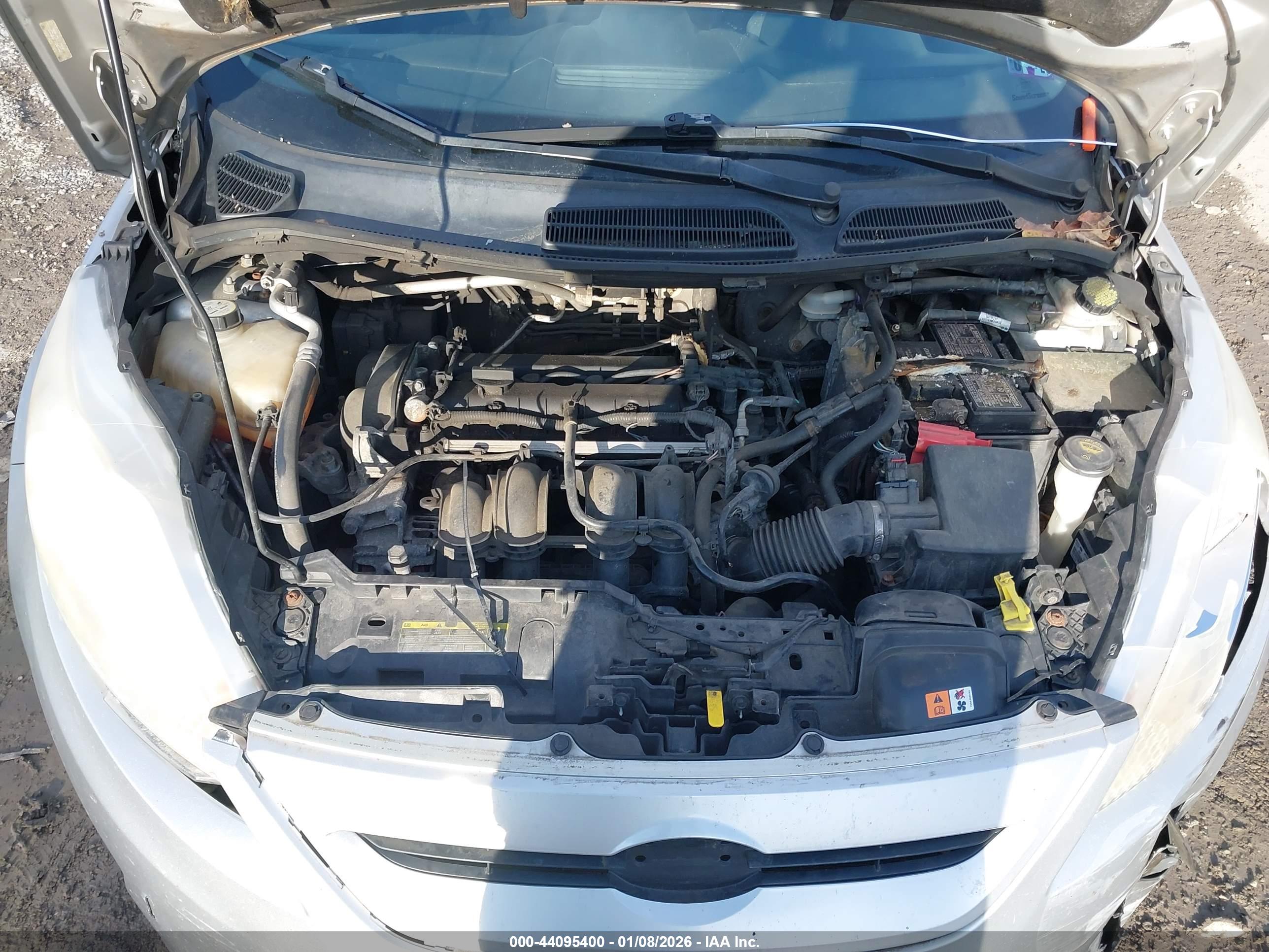 FORD FIESTA image 10